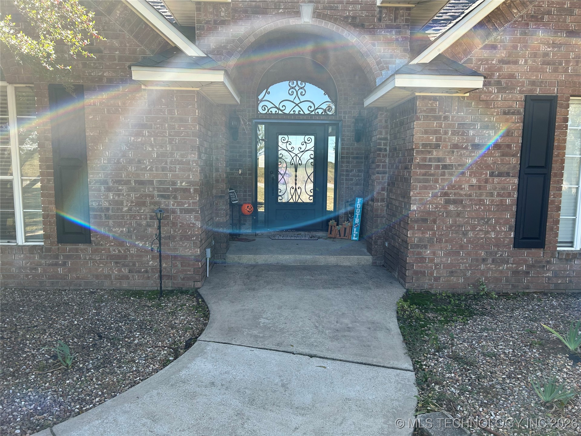 512 Oakland Court Property Photo 3