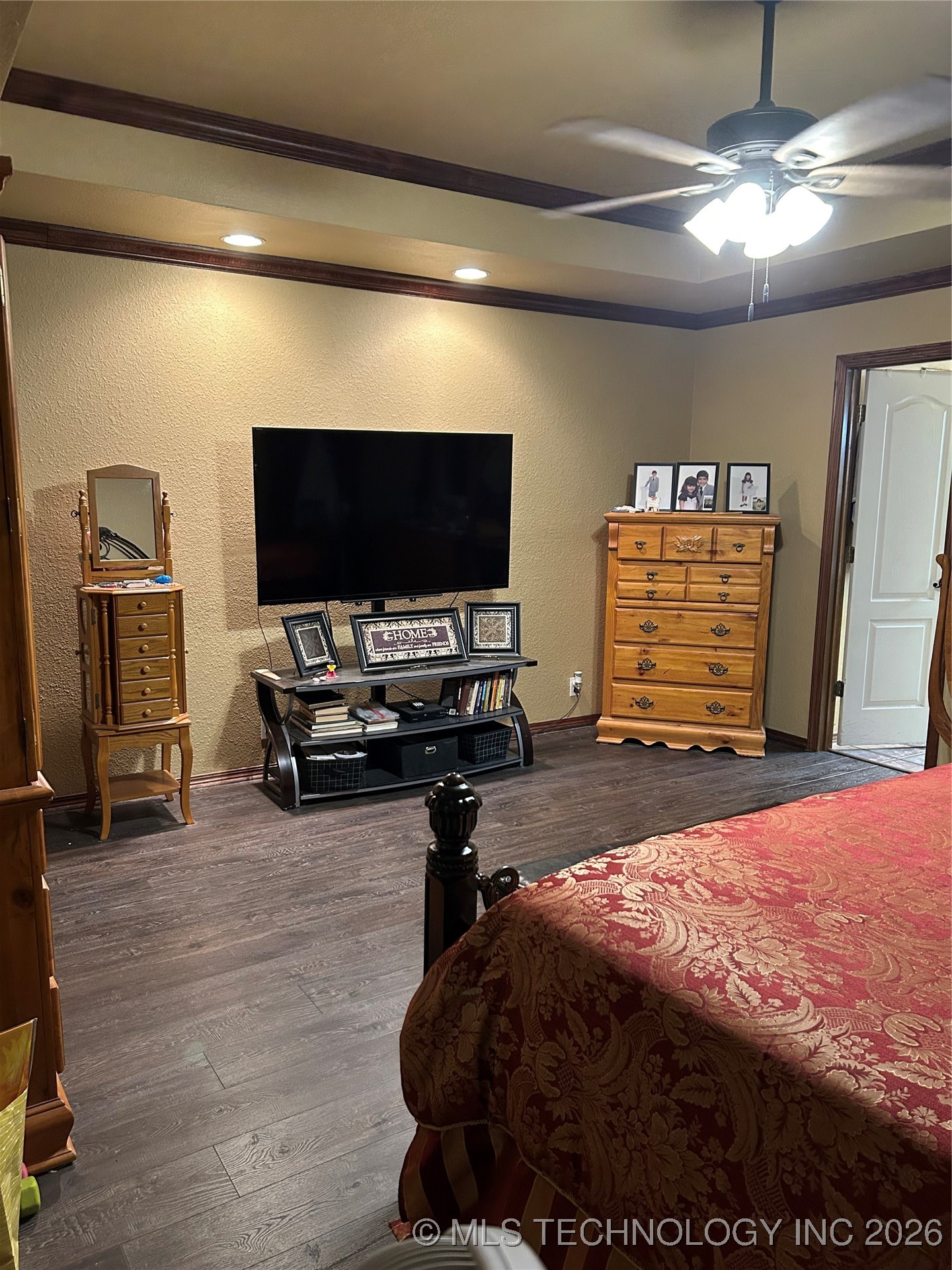 512 Oakland Court Property Photo 12