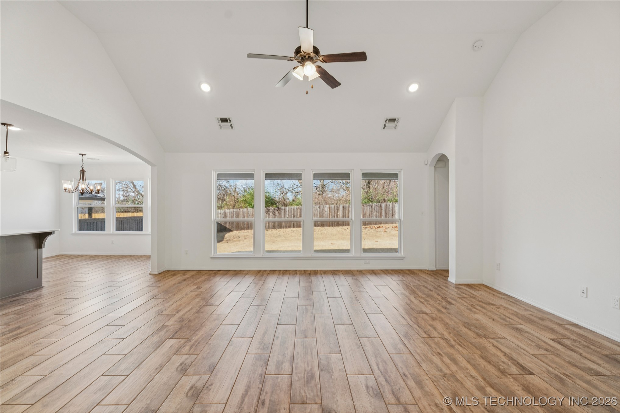 3618 S 12th Place Property Photo 5