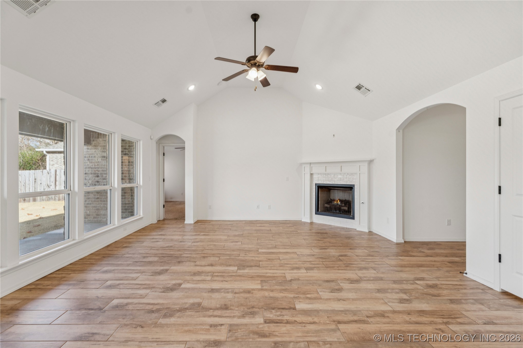 3618 S 12th Place Property Photo 6