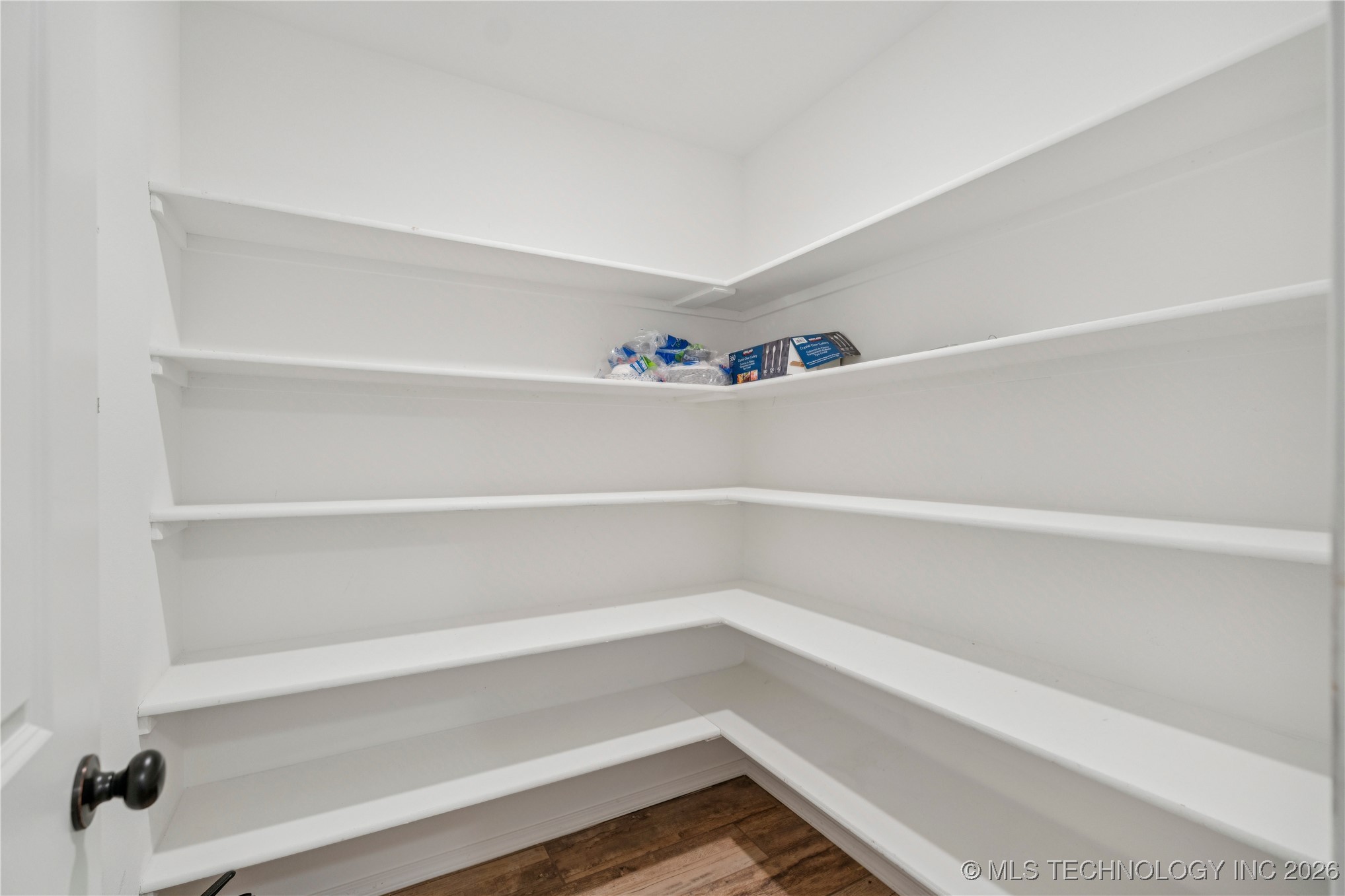 3618 S 12th Place Property Photo 15