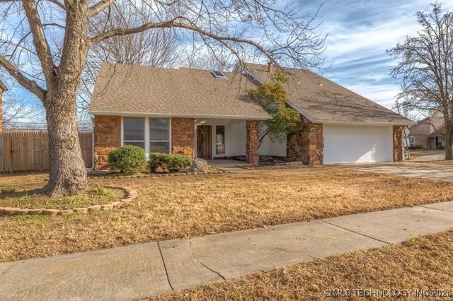 3009 S Aspen Court Property Photo 1