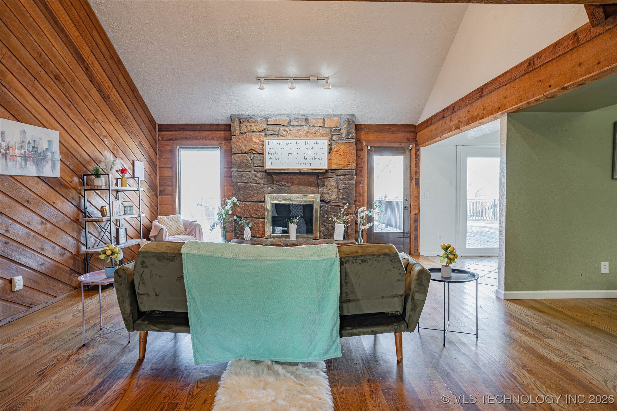 3009 S Aspen Court Property Photo 6