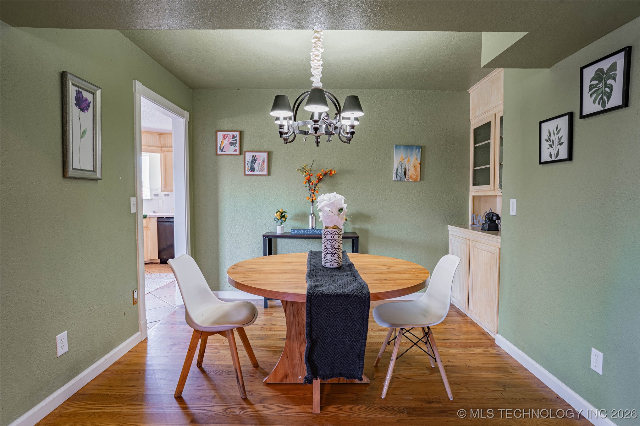 3009 S Aspen Court Property Photo 8