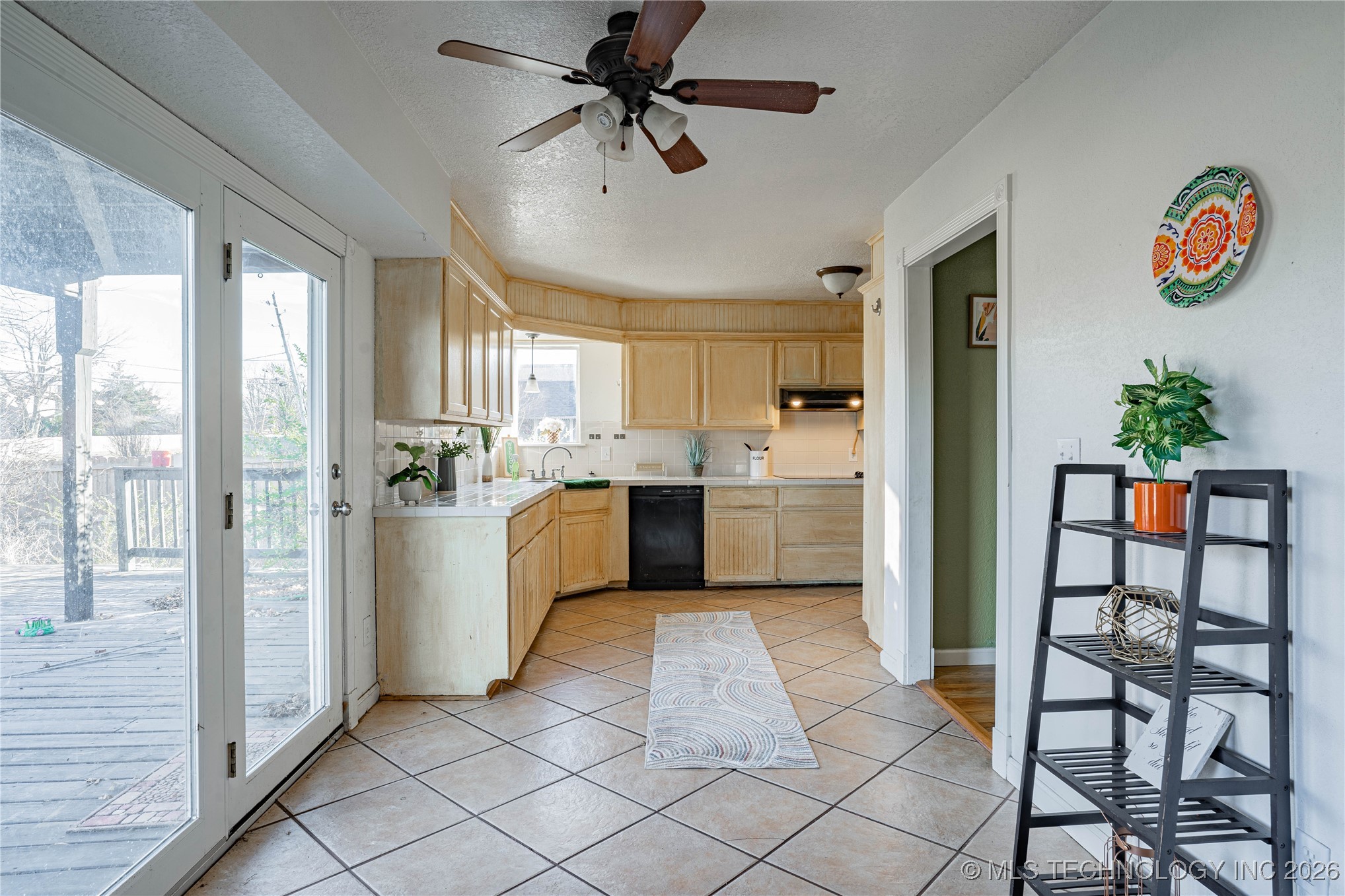 3009 S Aspen Court Property Photo 9