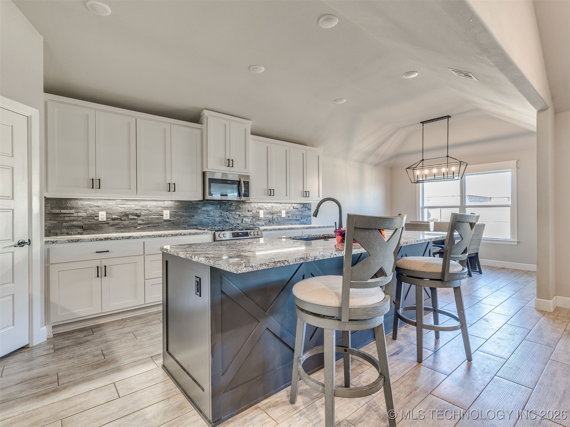 27605 E 108th Place S Property Photo 9