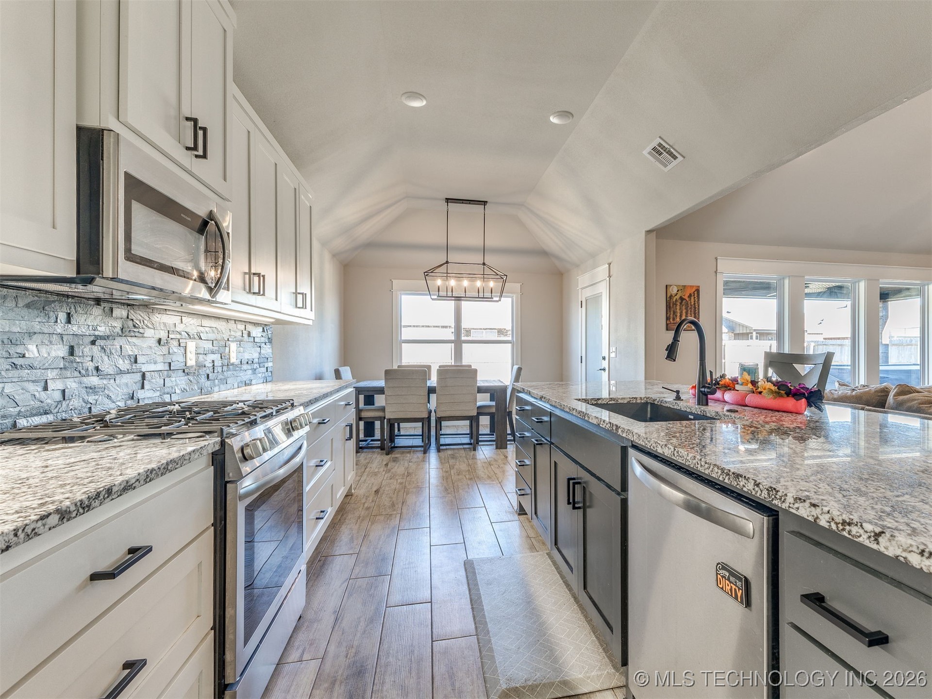 27605 E 108th Place S Property Photo 12