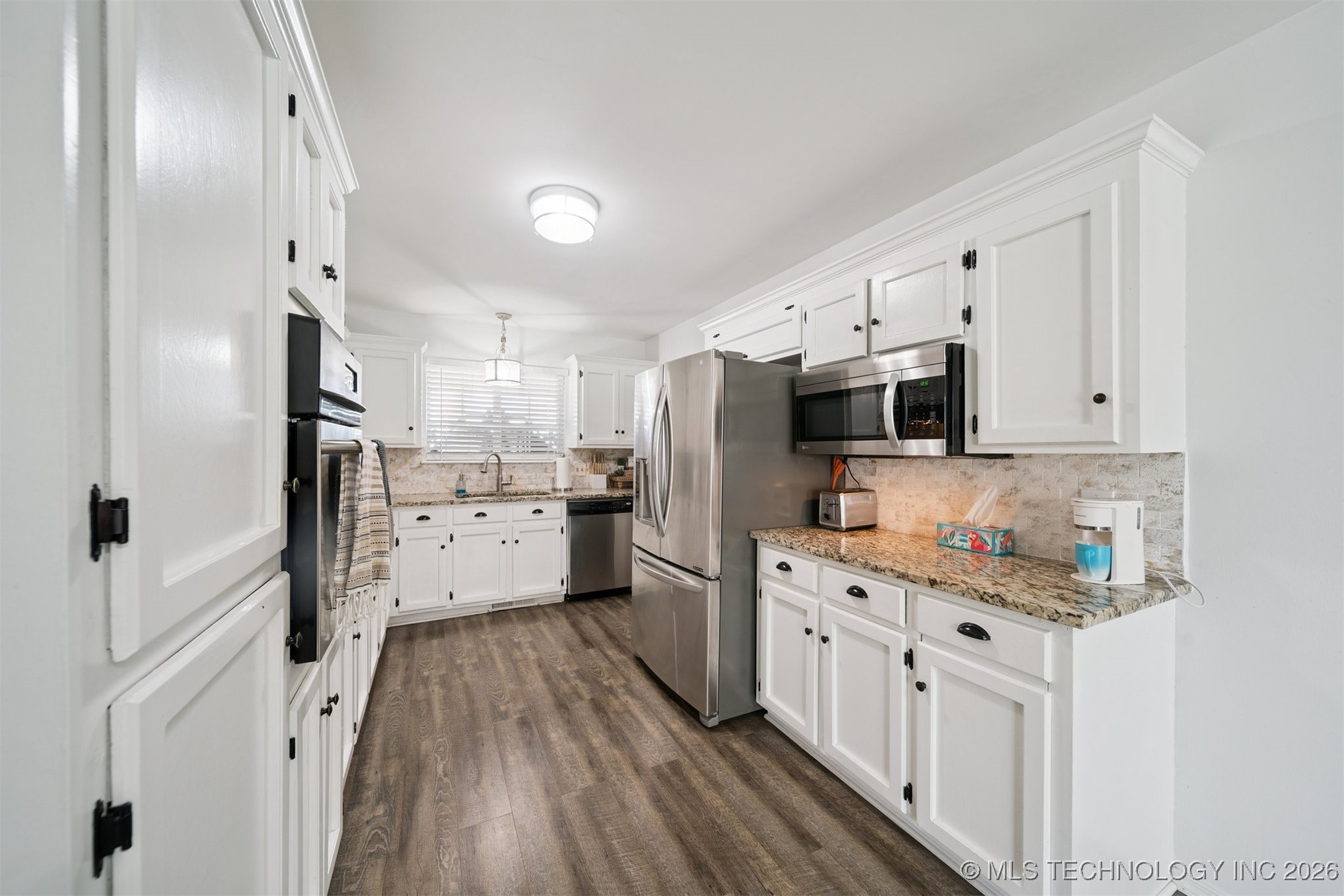 1001 W Queens Street Property Photo 19