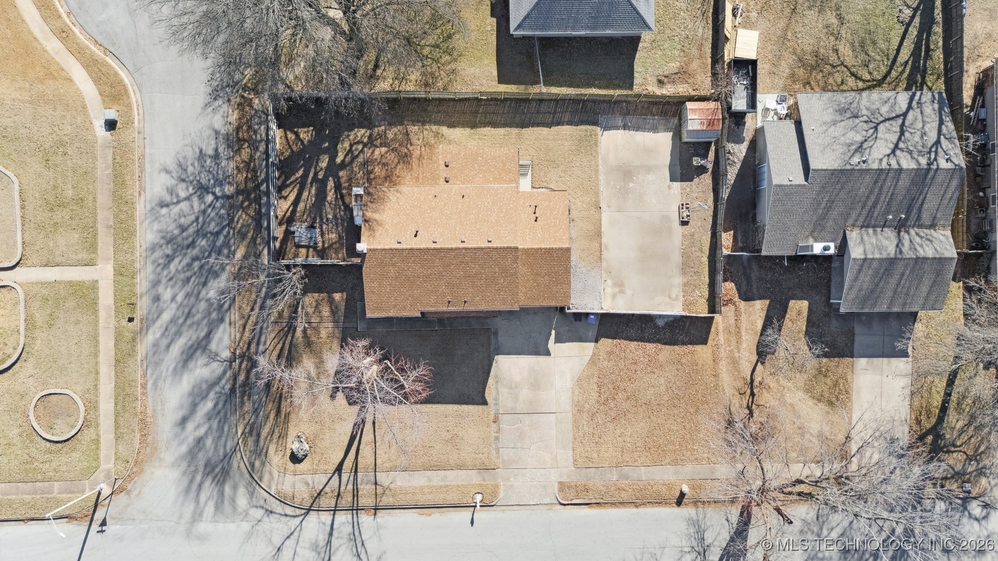 1001 W Queens Street Property Photo 38