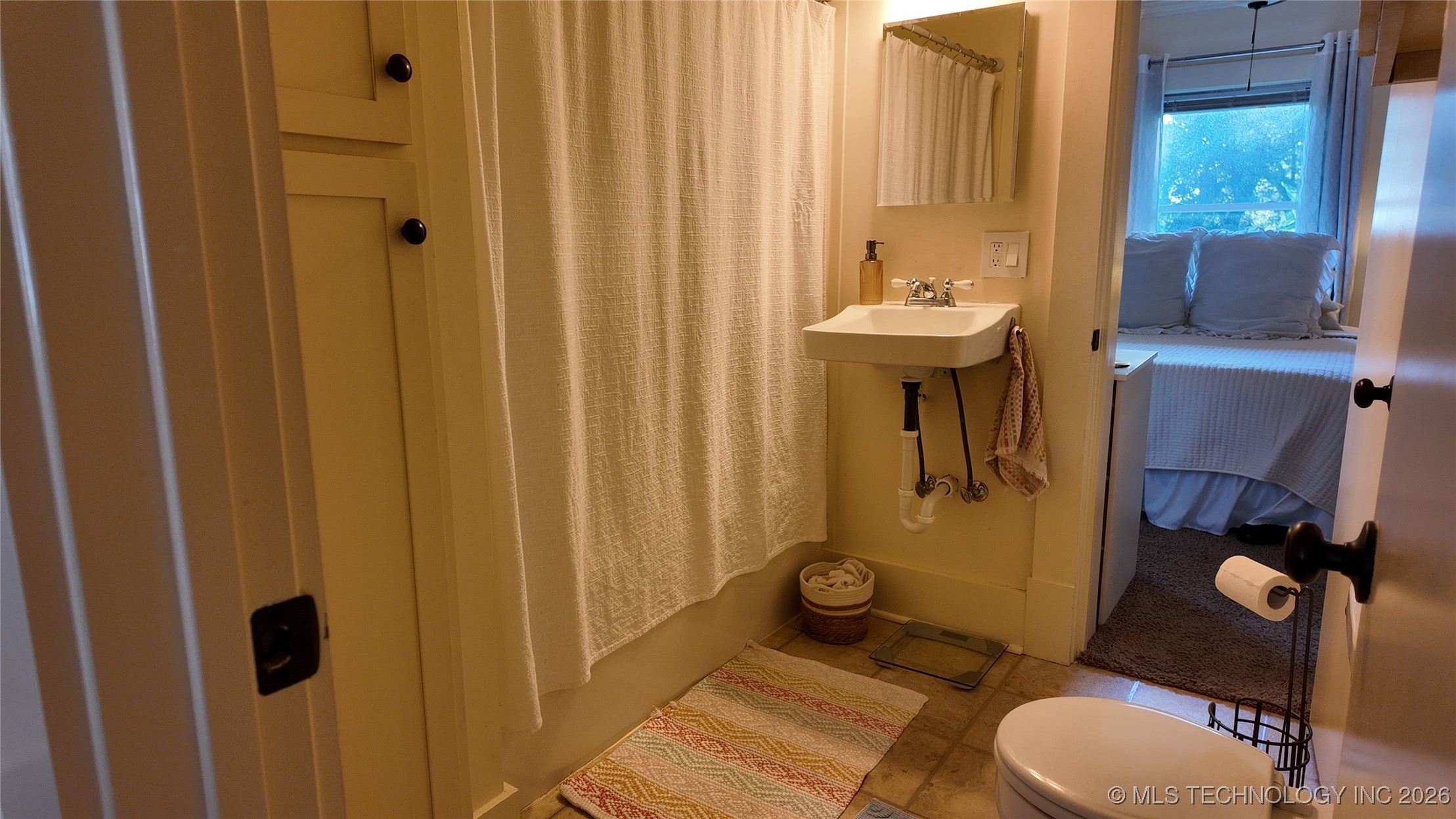 520 S Wheeling Avenue E Property Photo 4