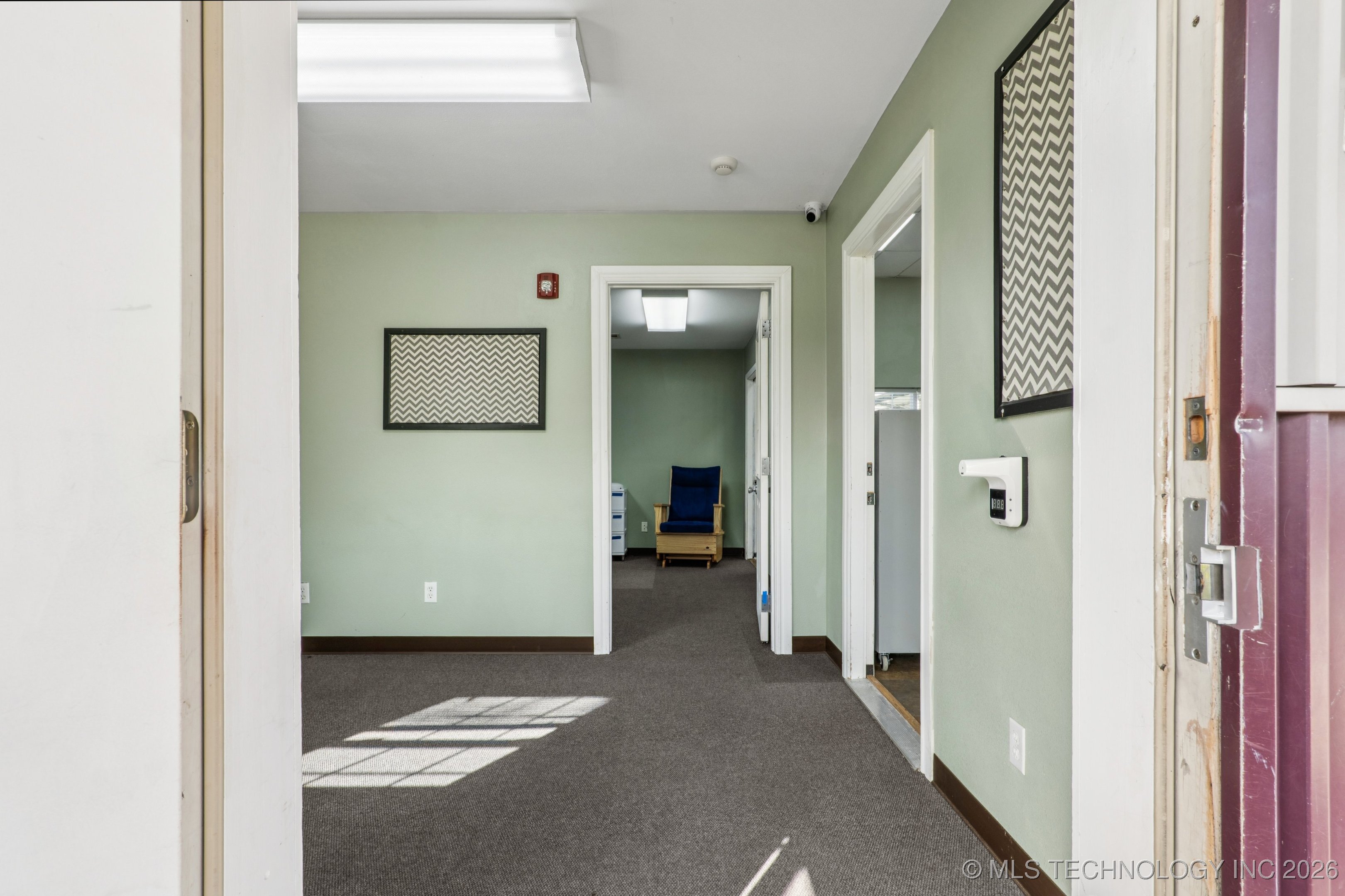 206 Se Railroad Street Property Photo 3