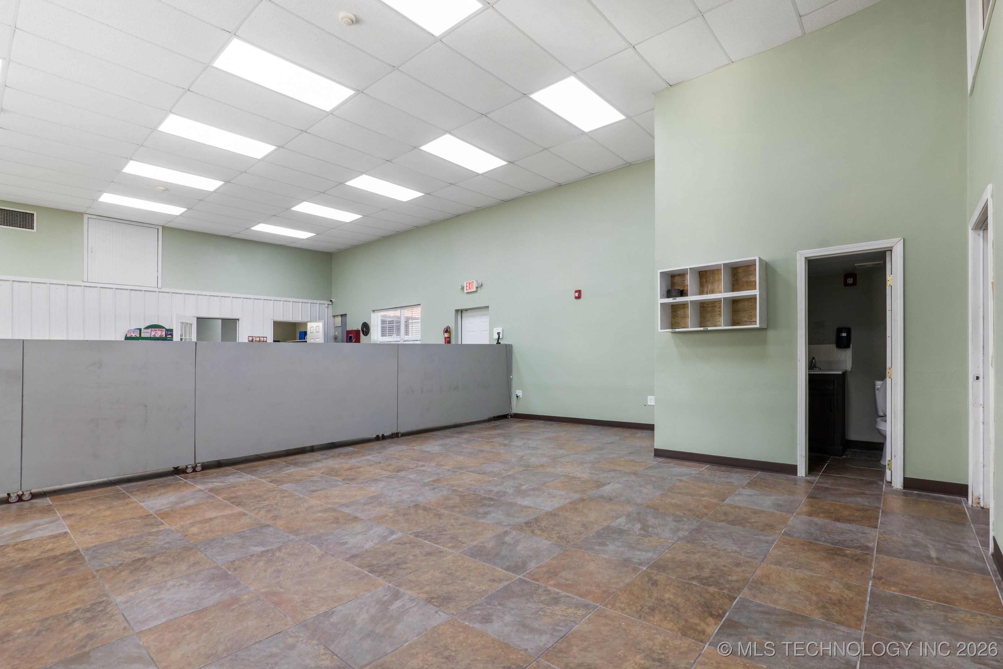 206 Se Railroad Street Property Photo 9