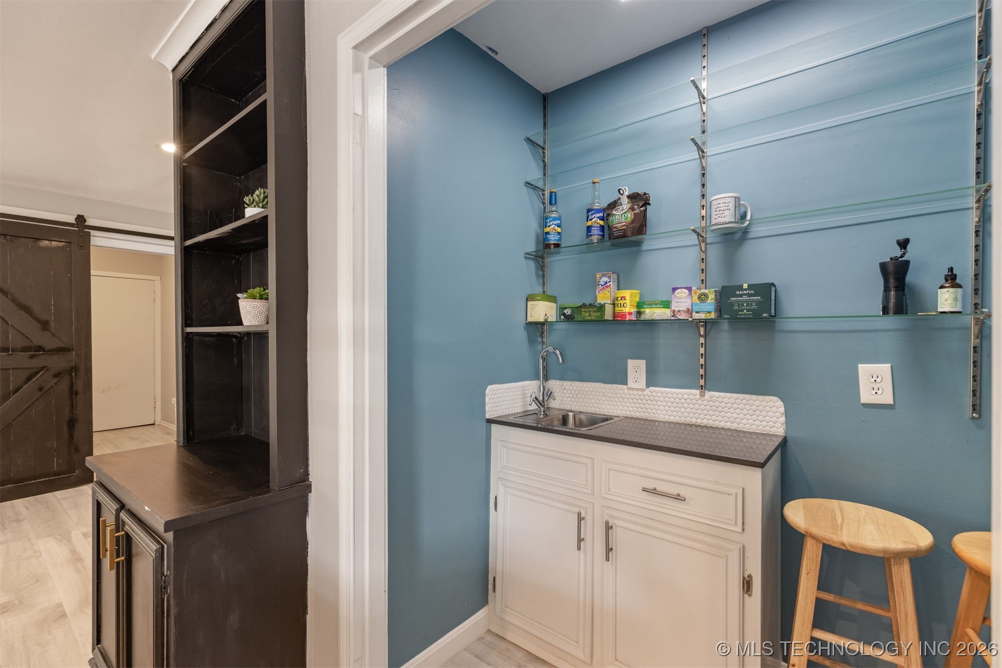 6410 E 53rd Street S Property Photo 23