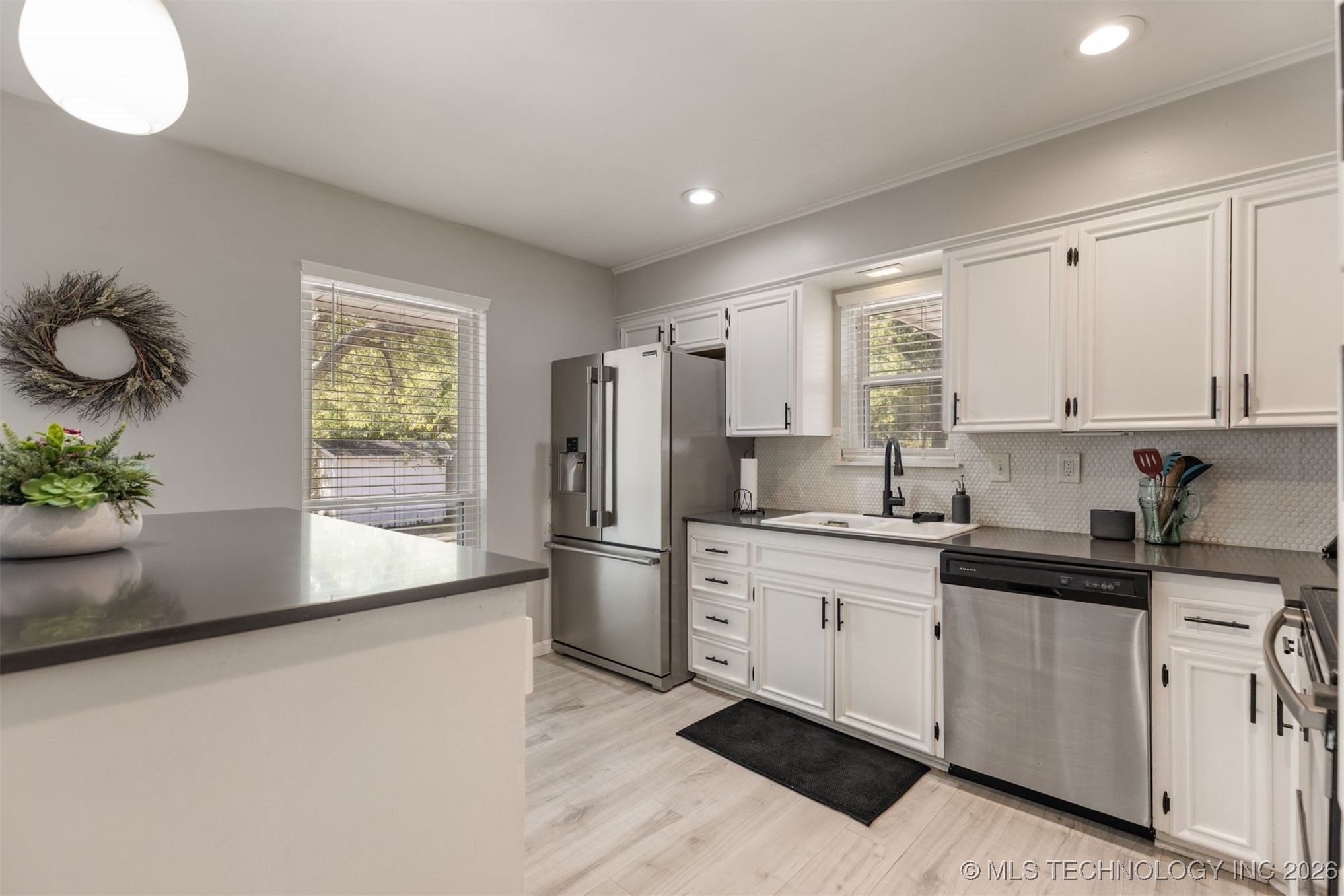 6410 E 53rd Street S Property Photo 30