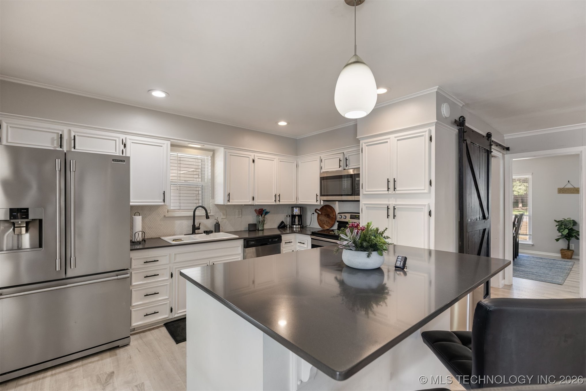 6410 E 53rd Street S Property Photo 31