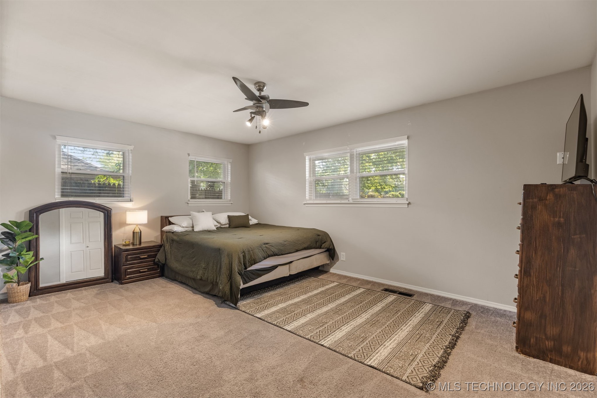 6410 E 53rd Street S Property Photo 52