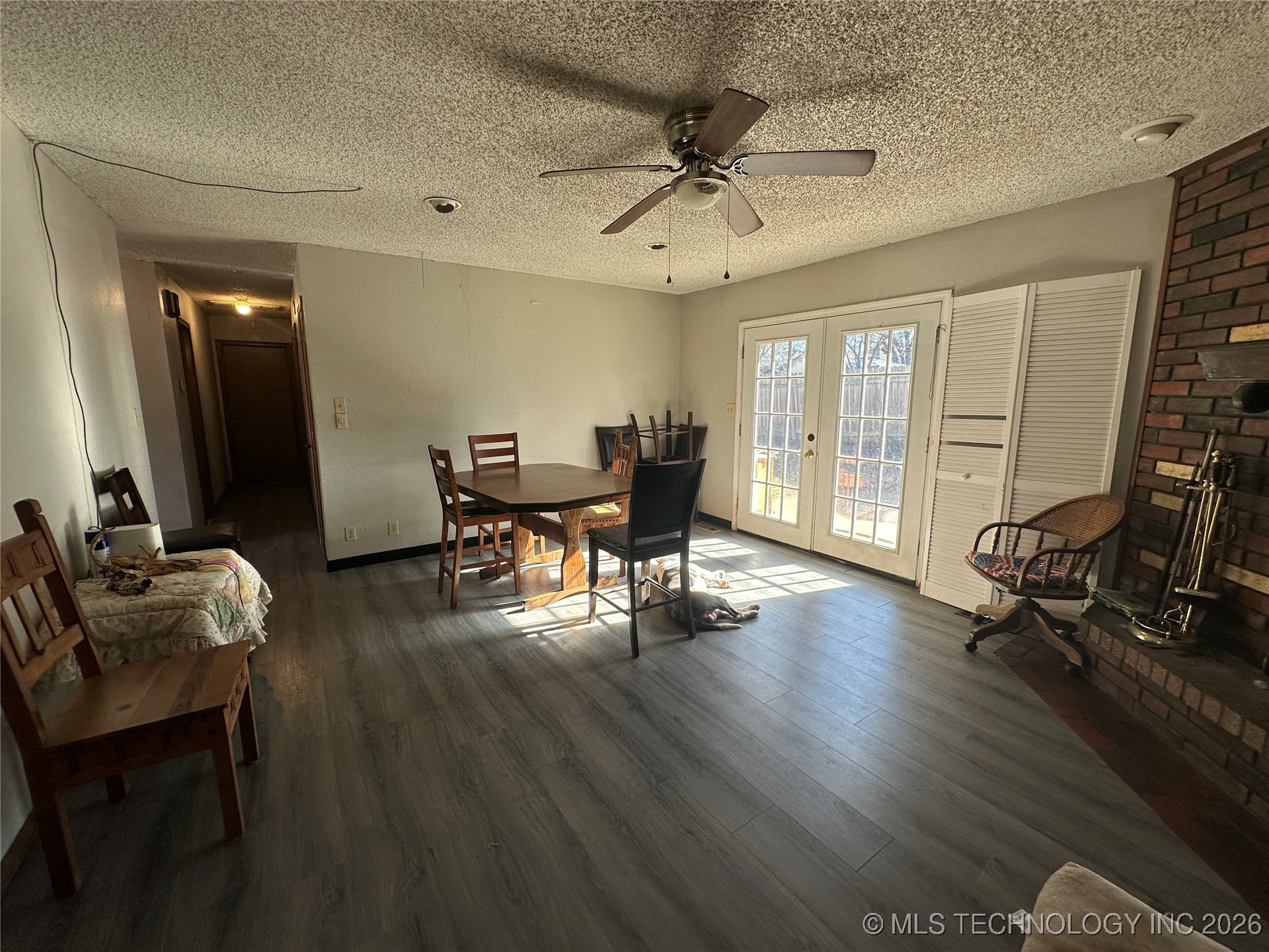 710 W Mary Lynn Drive Property Photo 10