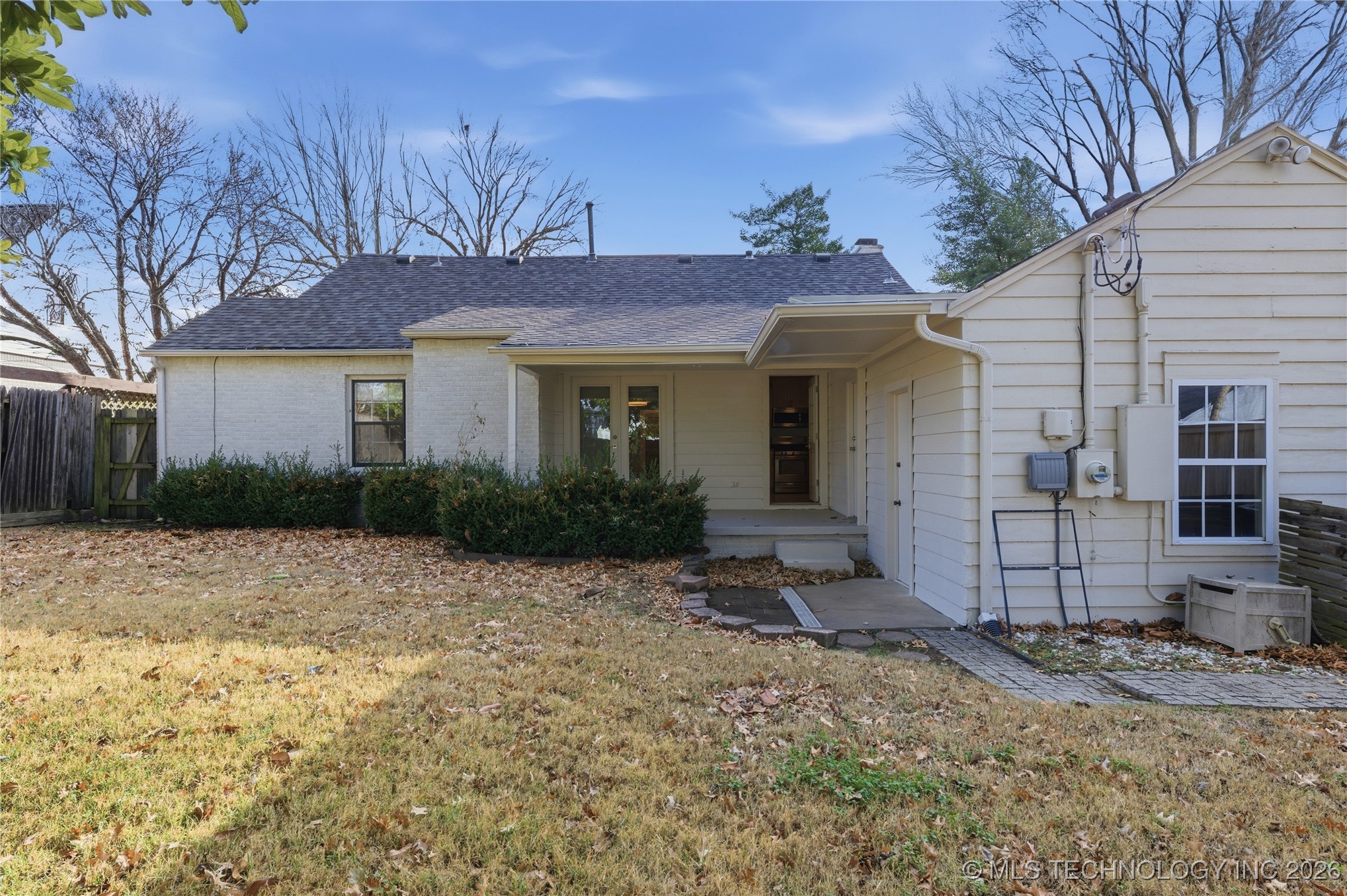 2537 E 18th Street Property Photo 22