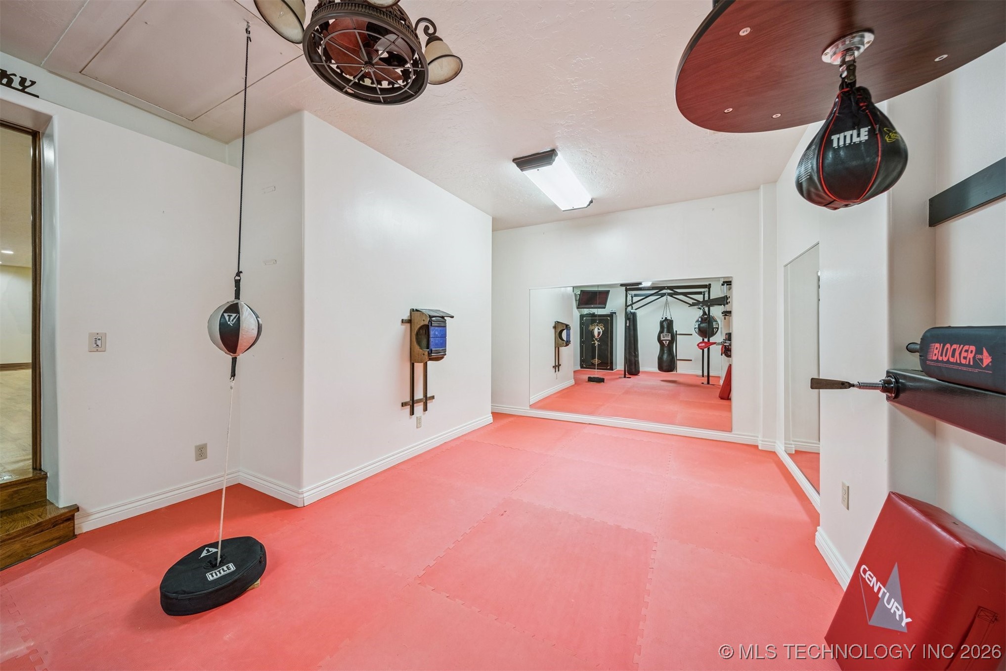 437367 E 320 Road Property Photo 30