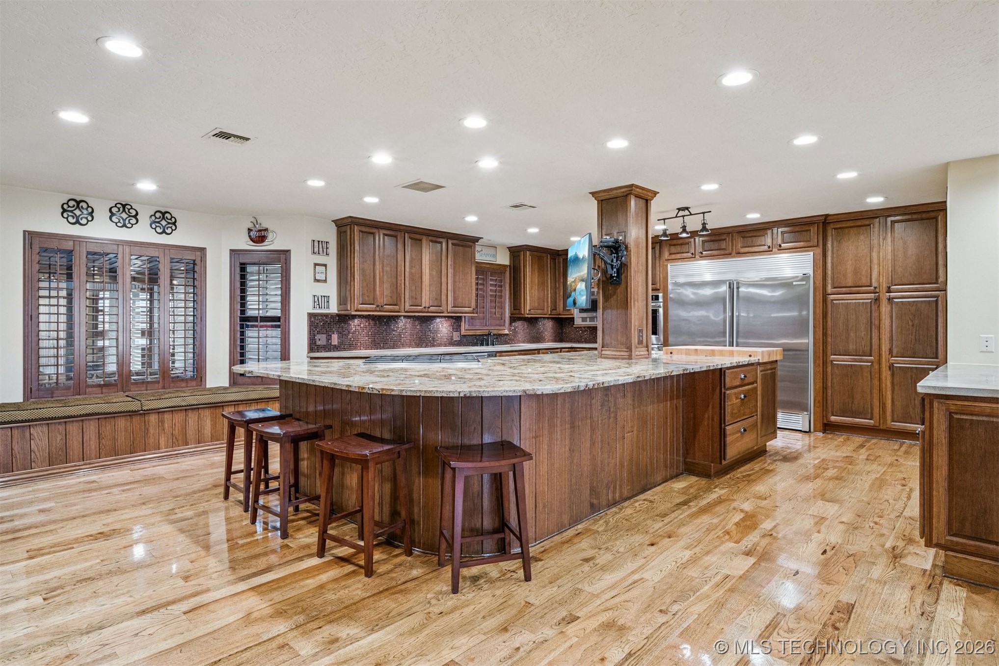 437367 E 320 Road Property Photo 32