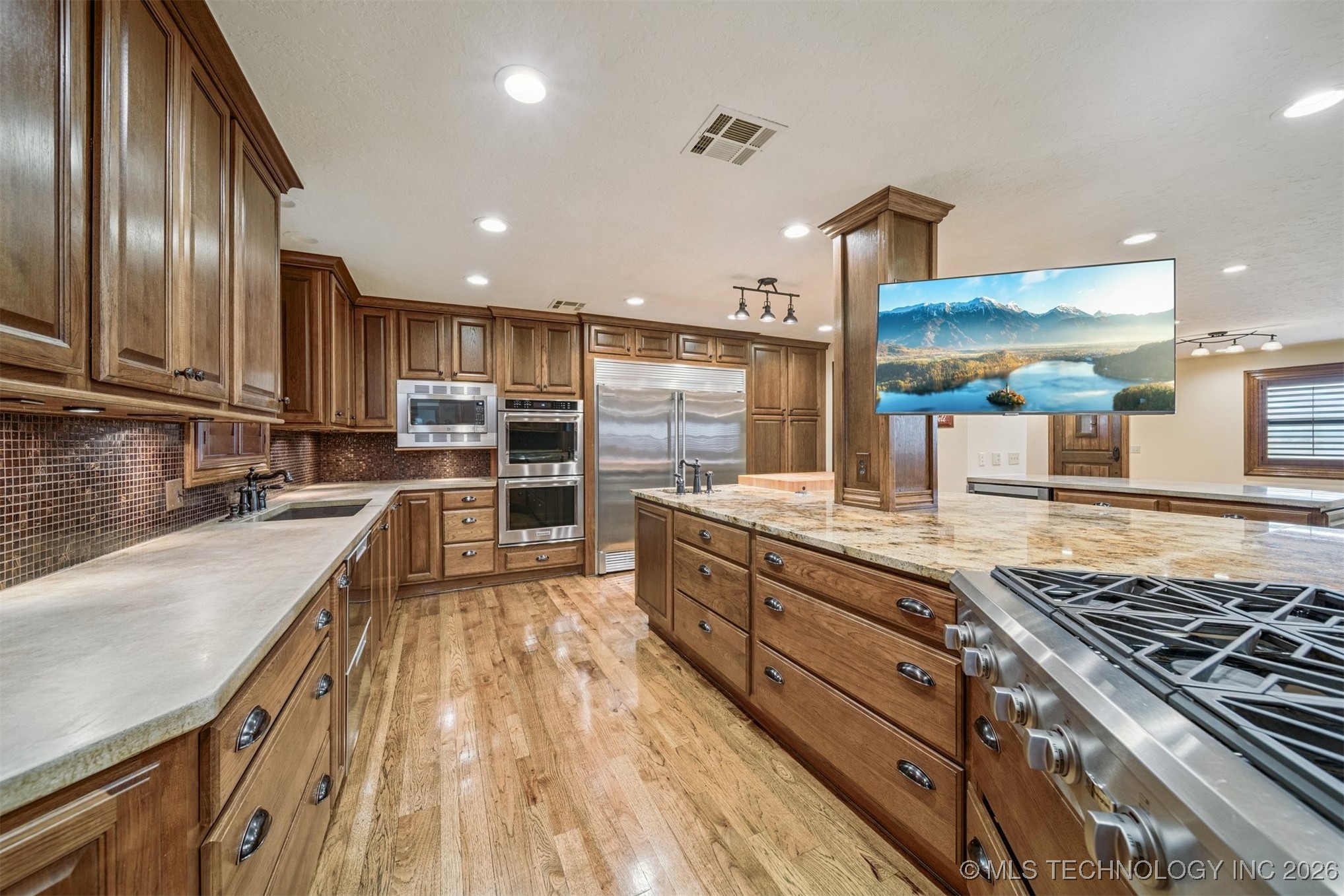 437367 E 320 Road Property Photo 34