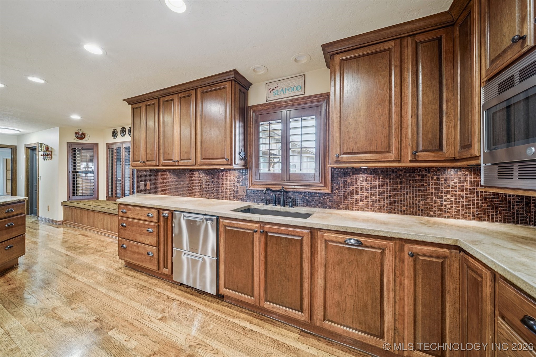 437367 E 320 Road Property Photo 36