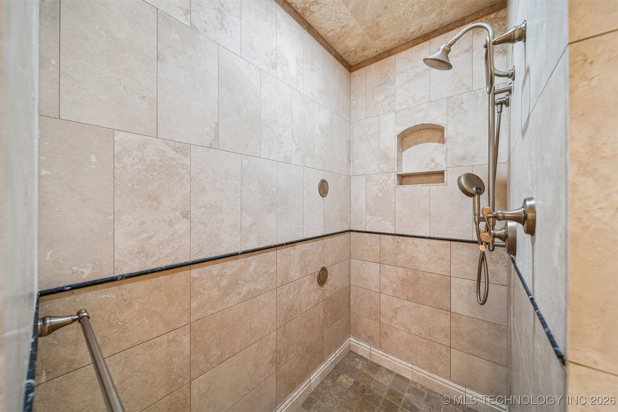 437367 E 320 Road Property Photo 52