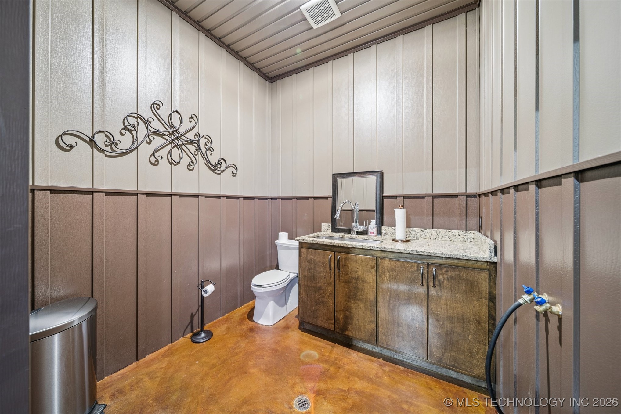 437367 E 320 Road Property Photo 66