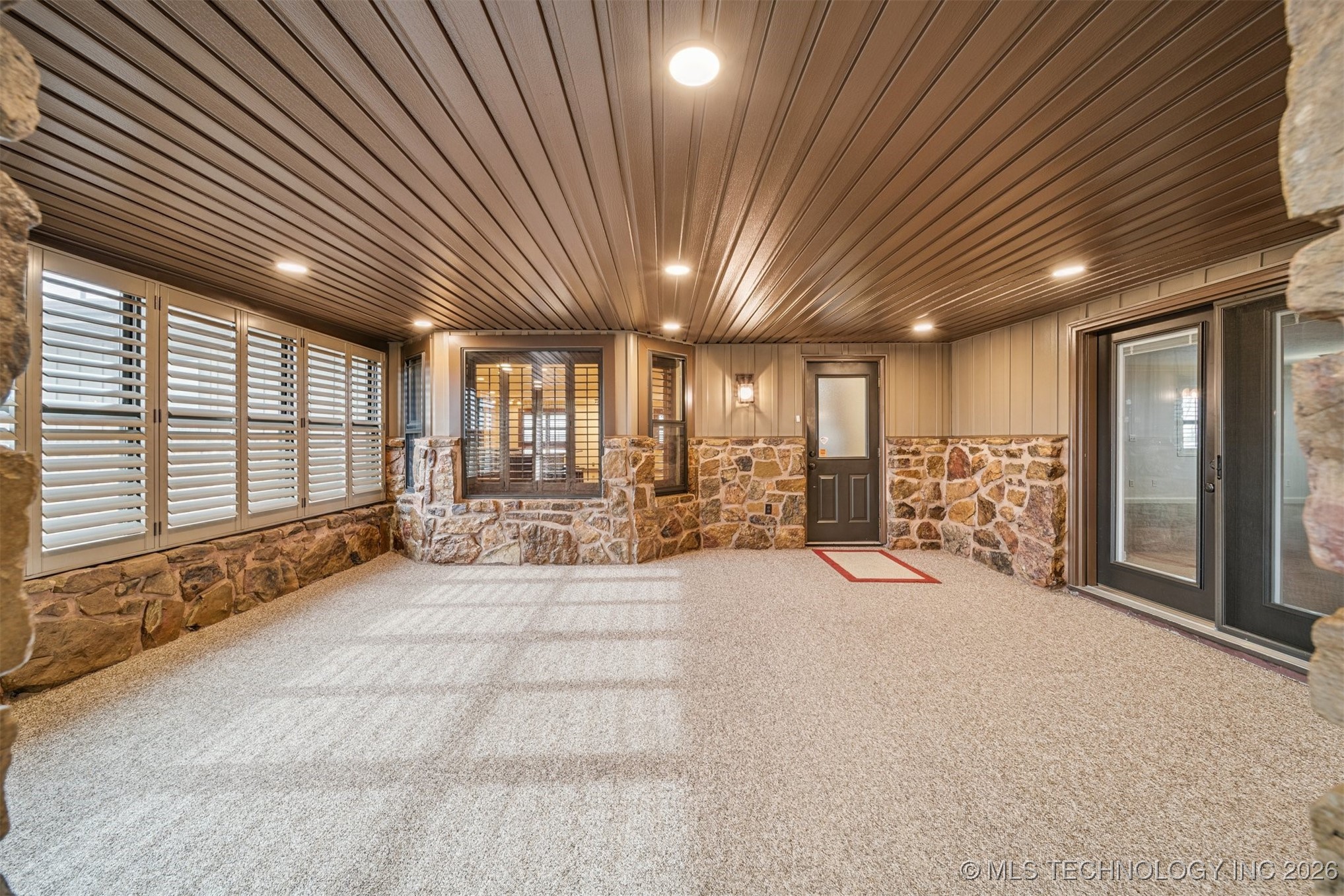 437367 E 320 Road Property Photo 69