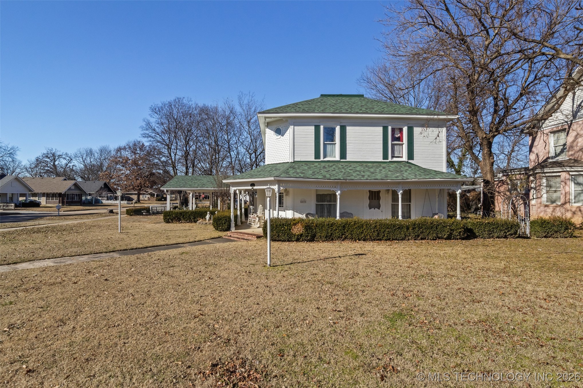 403 N Choctaw Avenue Property Photo 3