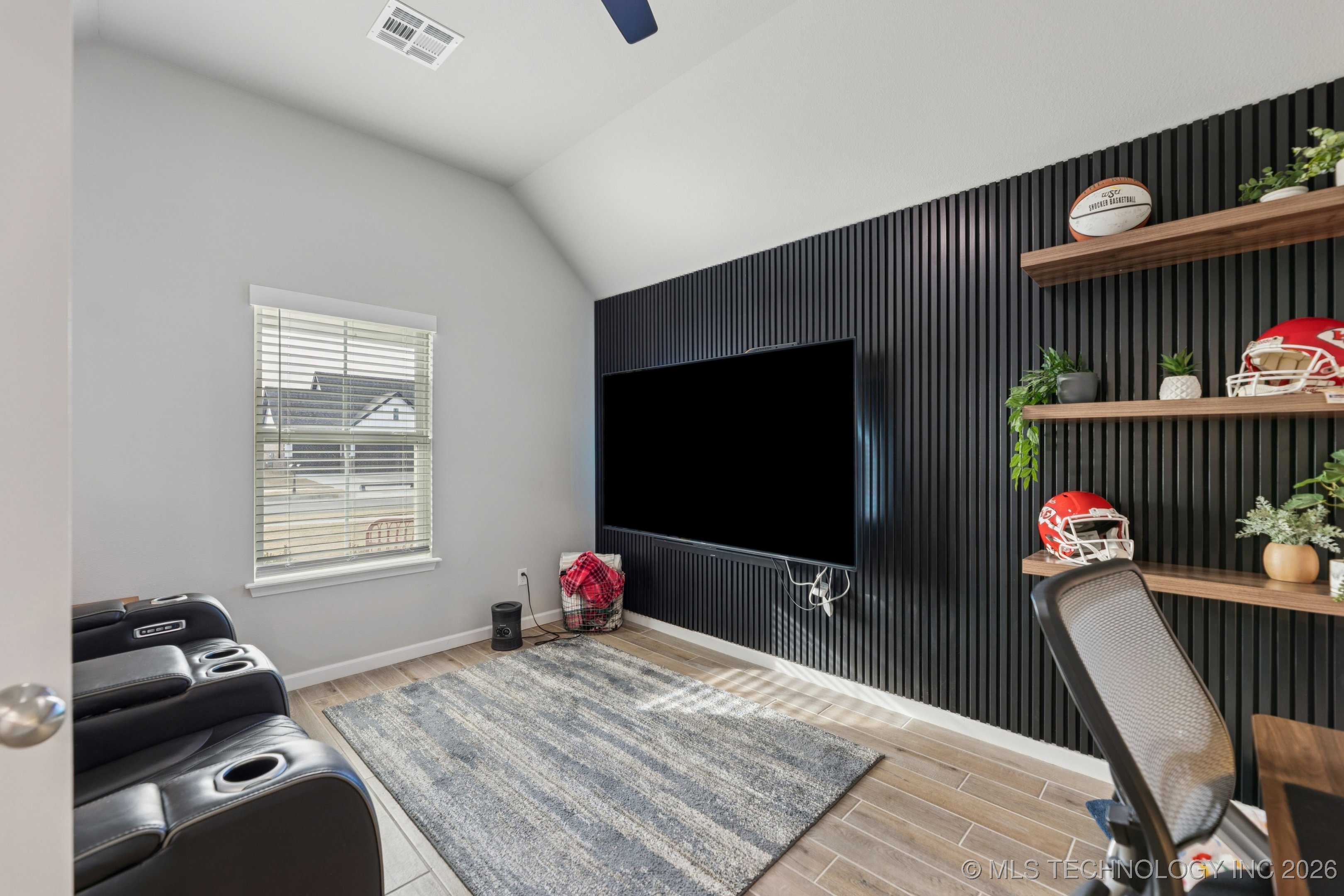 22671 E 106th Street S Property Photo 9