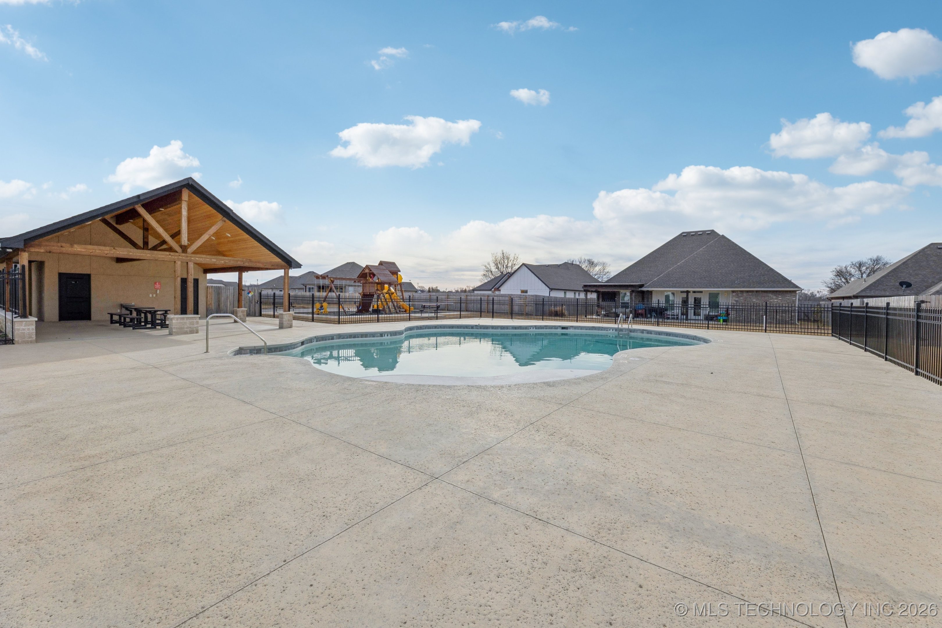 22671 E 106th Street S Property Photo 33