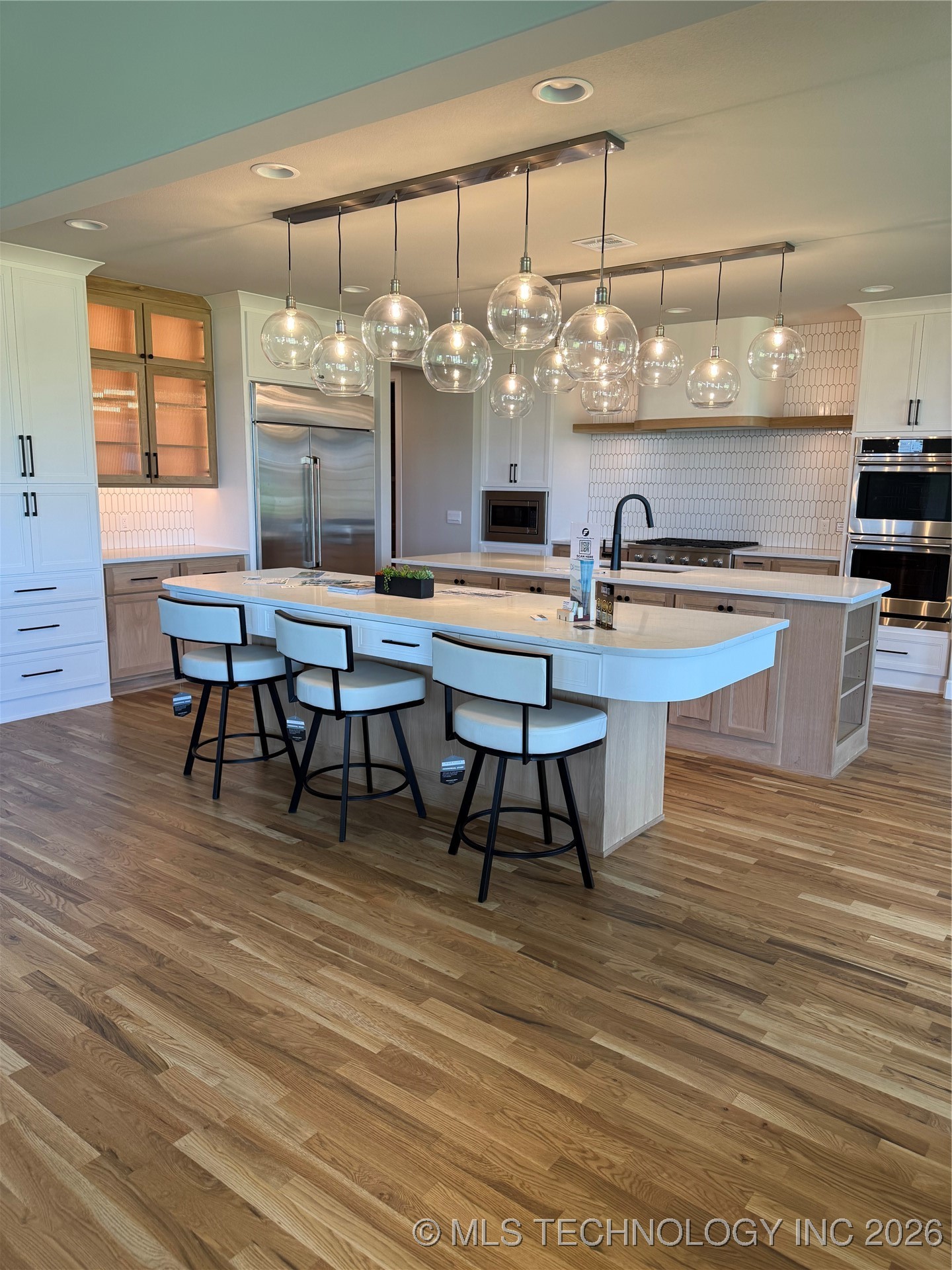 8117 E Elgin Street Property Photo 3