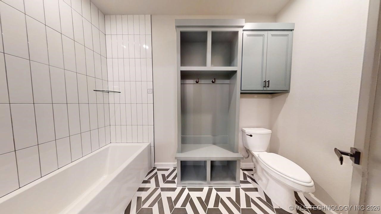 8117 E Elgin Street Property Photo 8