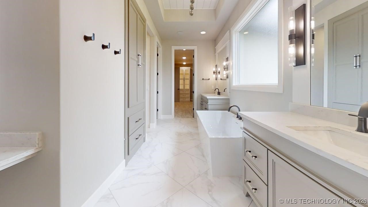 8117 E Elgin Street Property Photo 11