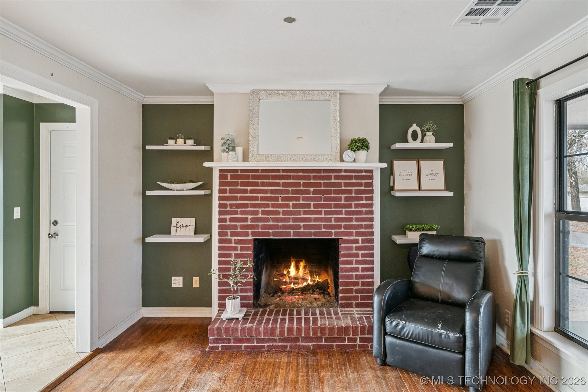 2511 E Sidney Avenue Property Photo 5