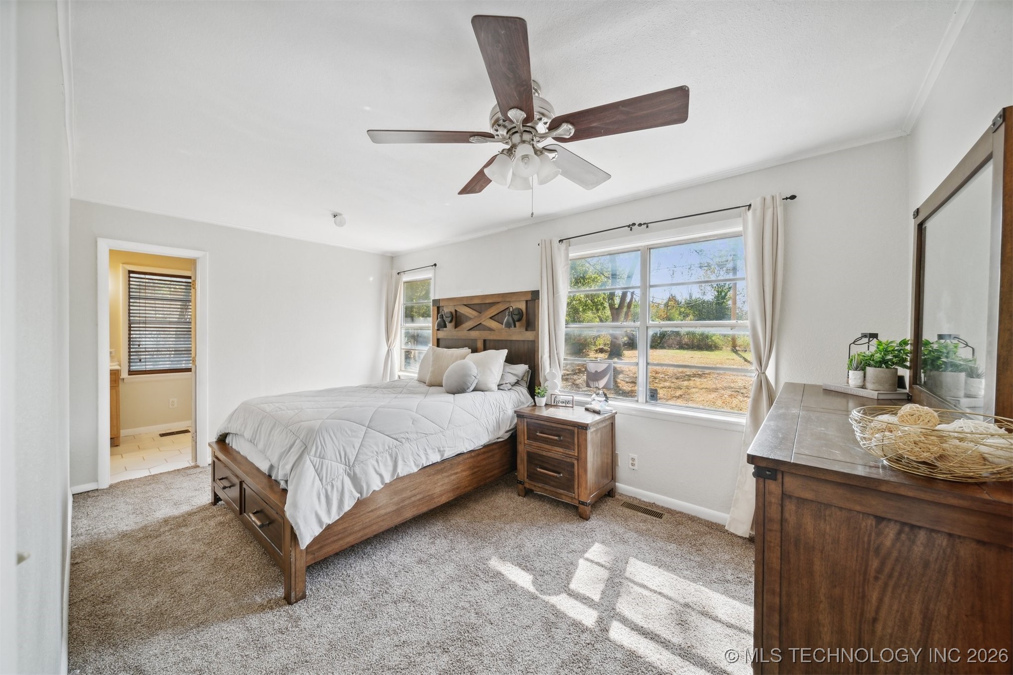 2511 E Sidney Avenue Property Photo 10