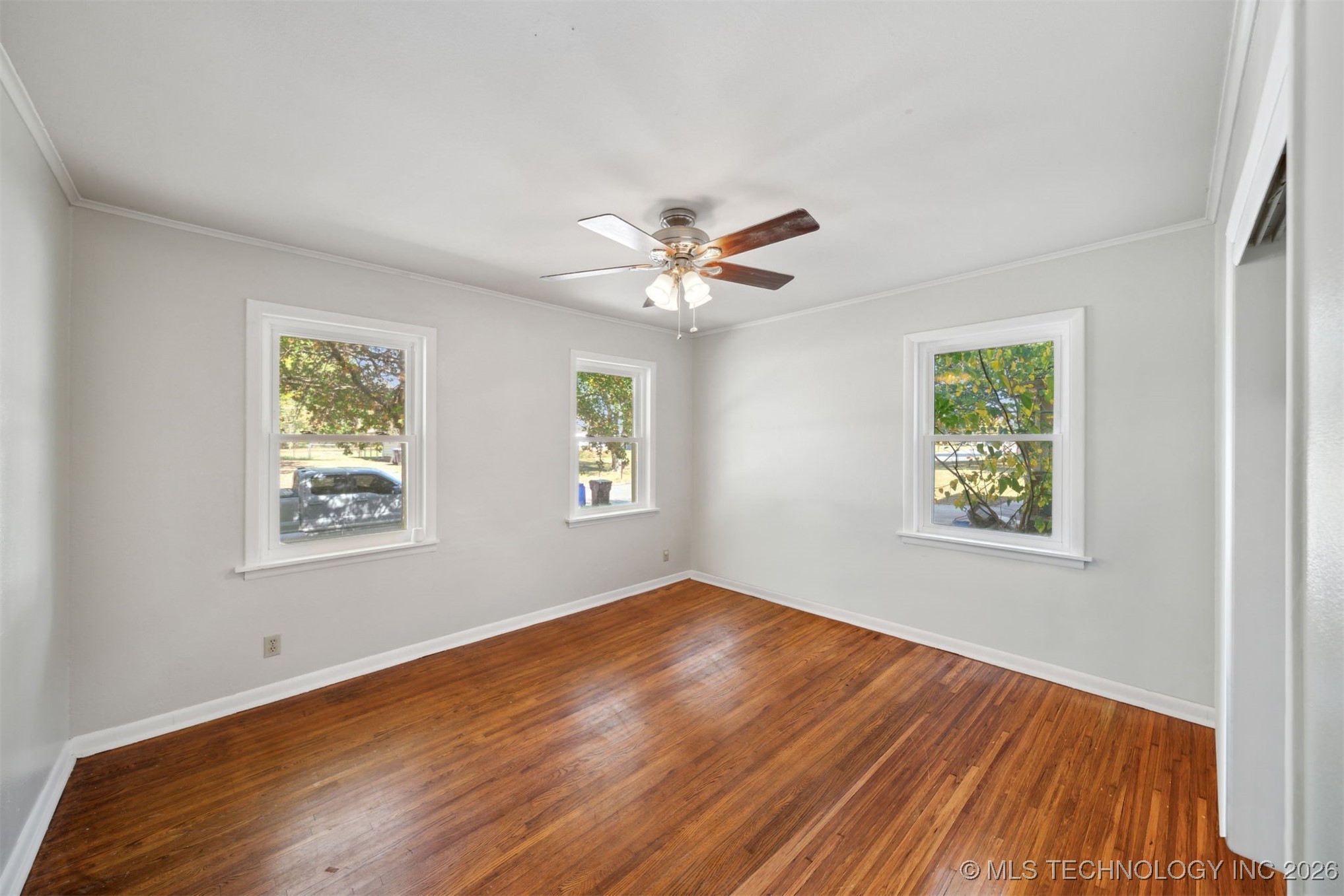 2511 E Sidney Avenue Property Photo 15