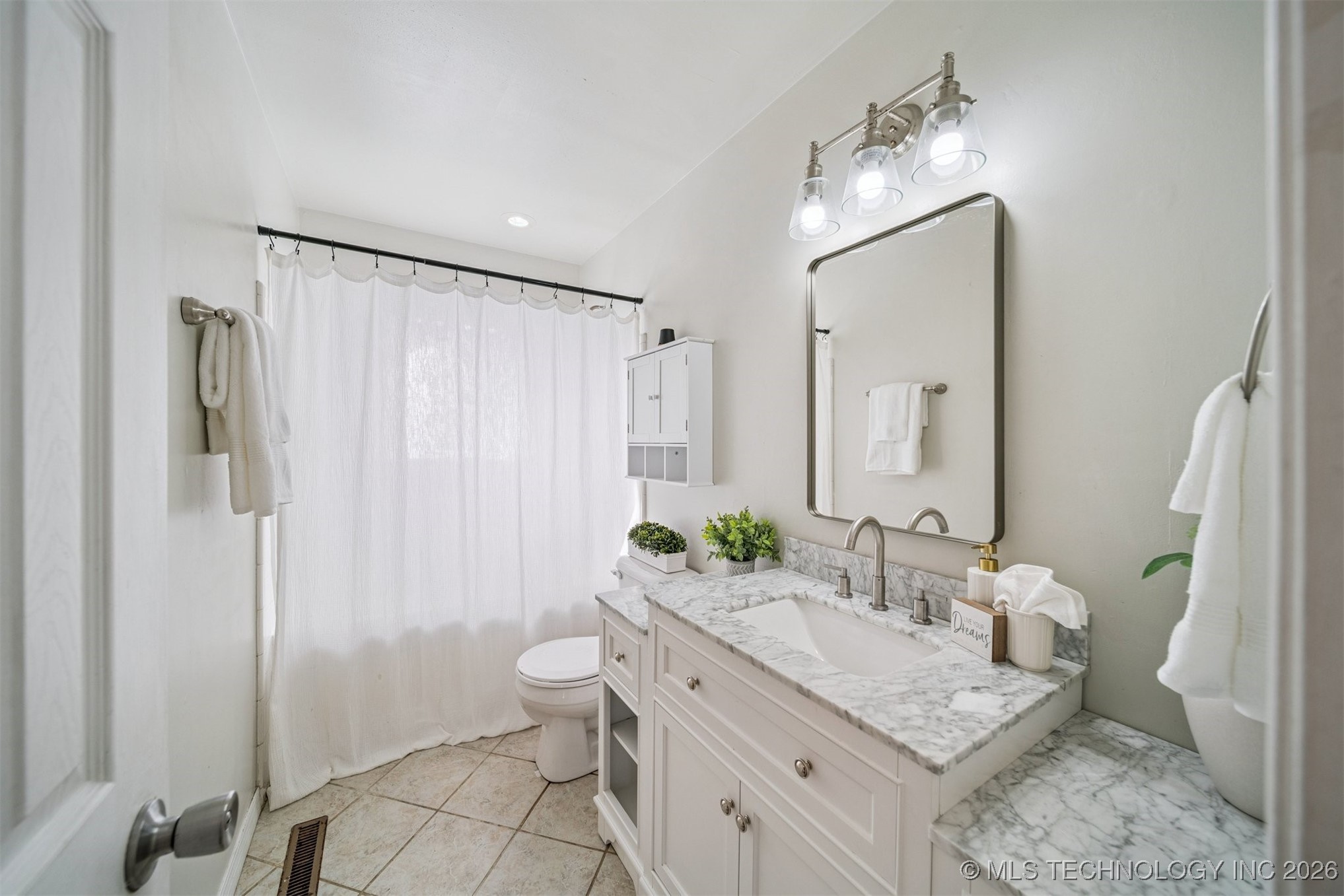 2511 E Sidney Avenue Property Photo 16