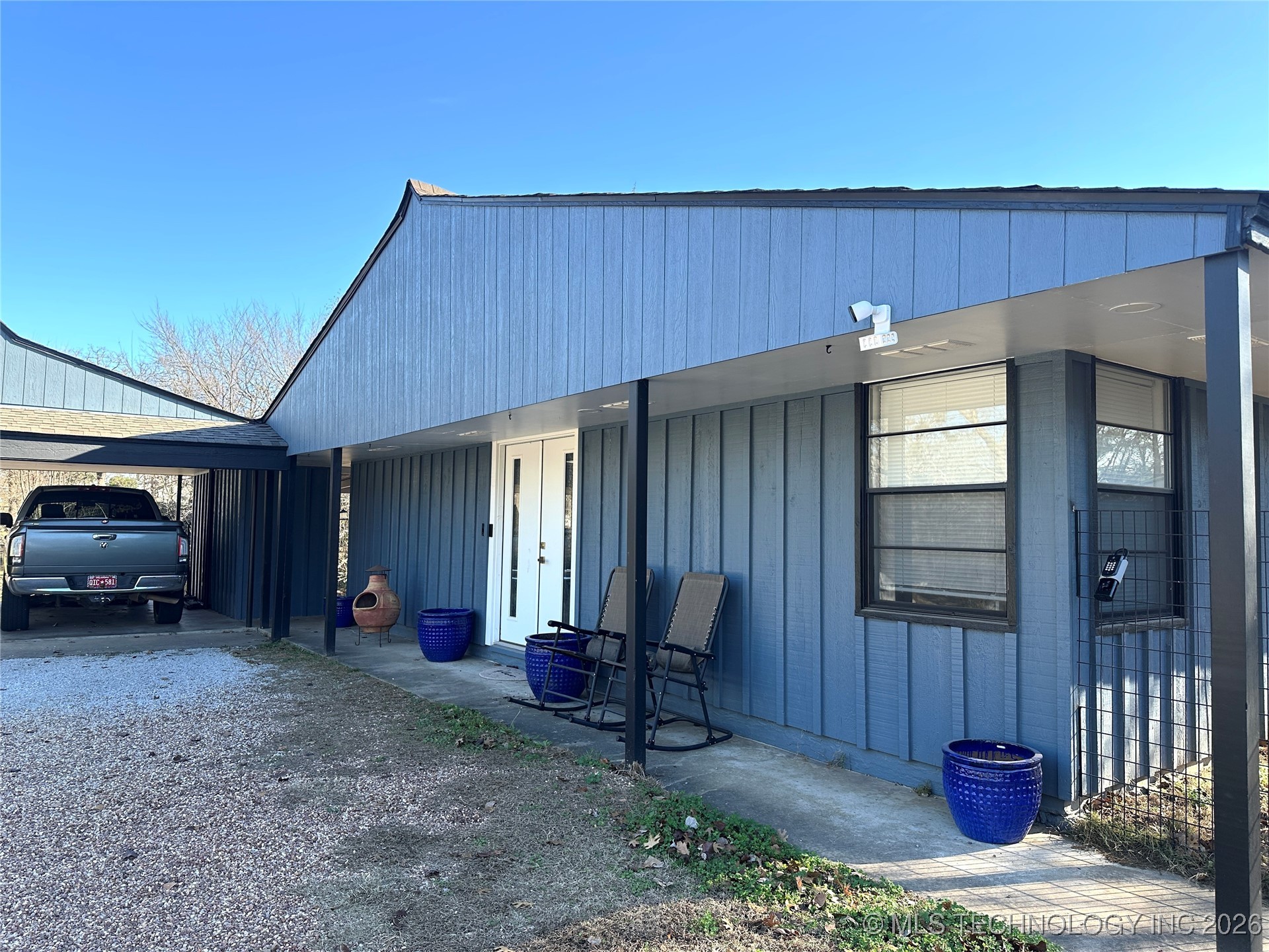 2627 Woodland Property Photo 2