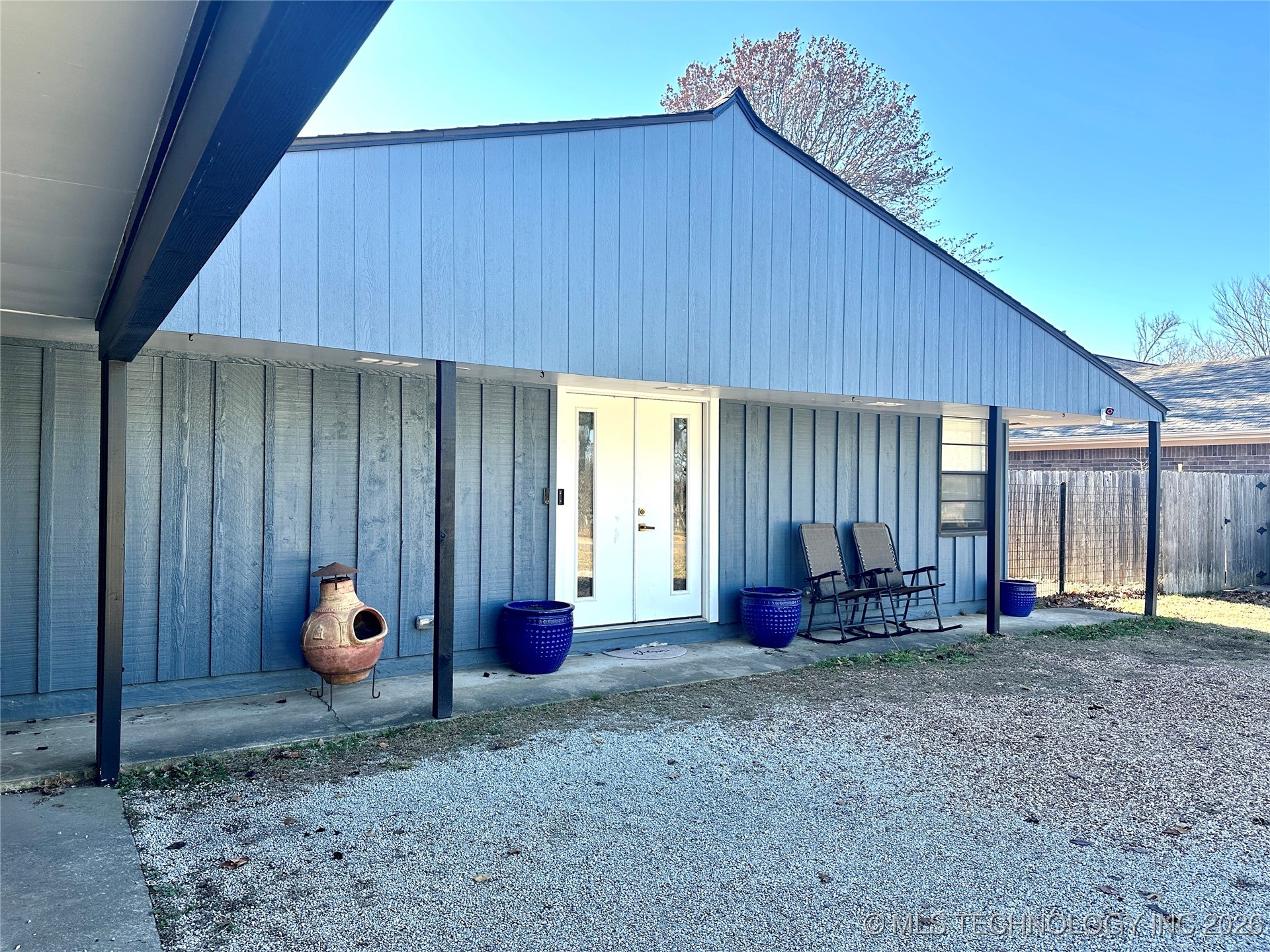 2627 Woodland Property Photo 4