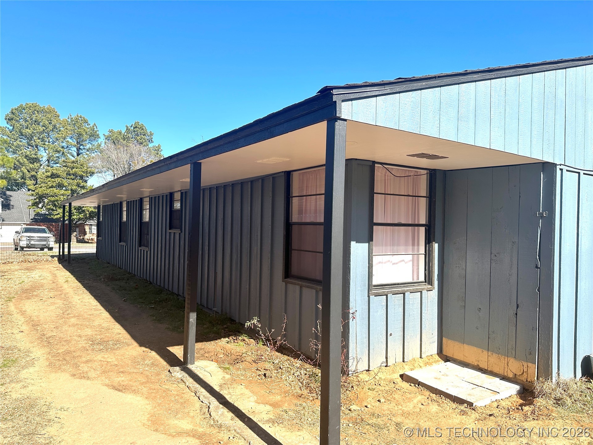 2627 Woodland Property Photo 10