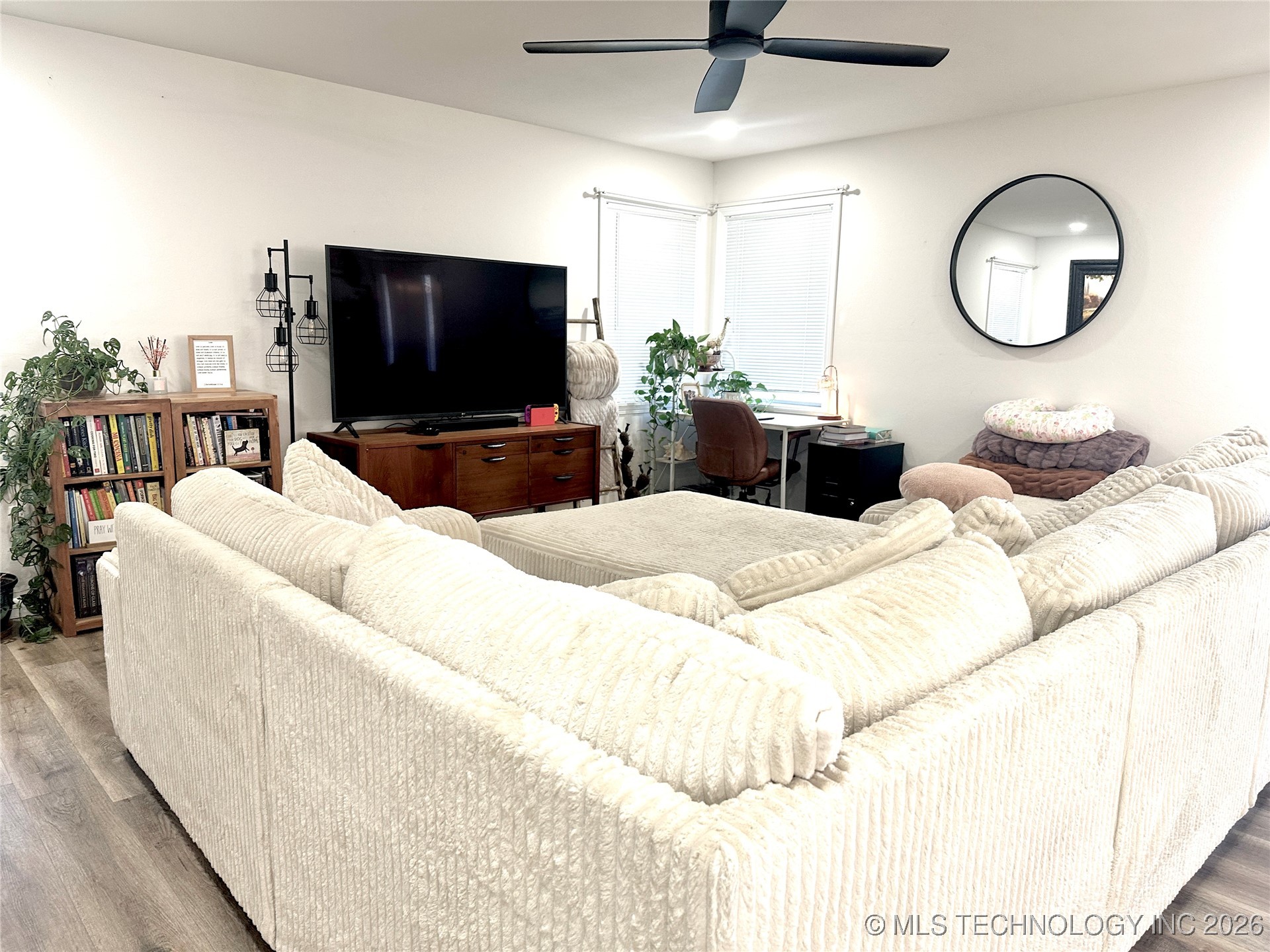 2627 Woodland Property Photo 15