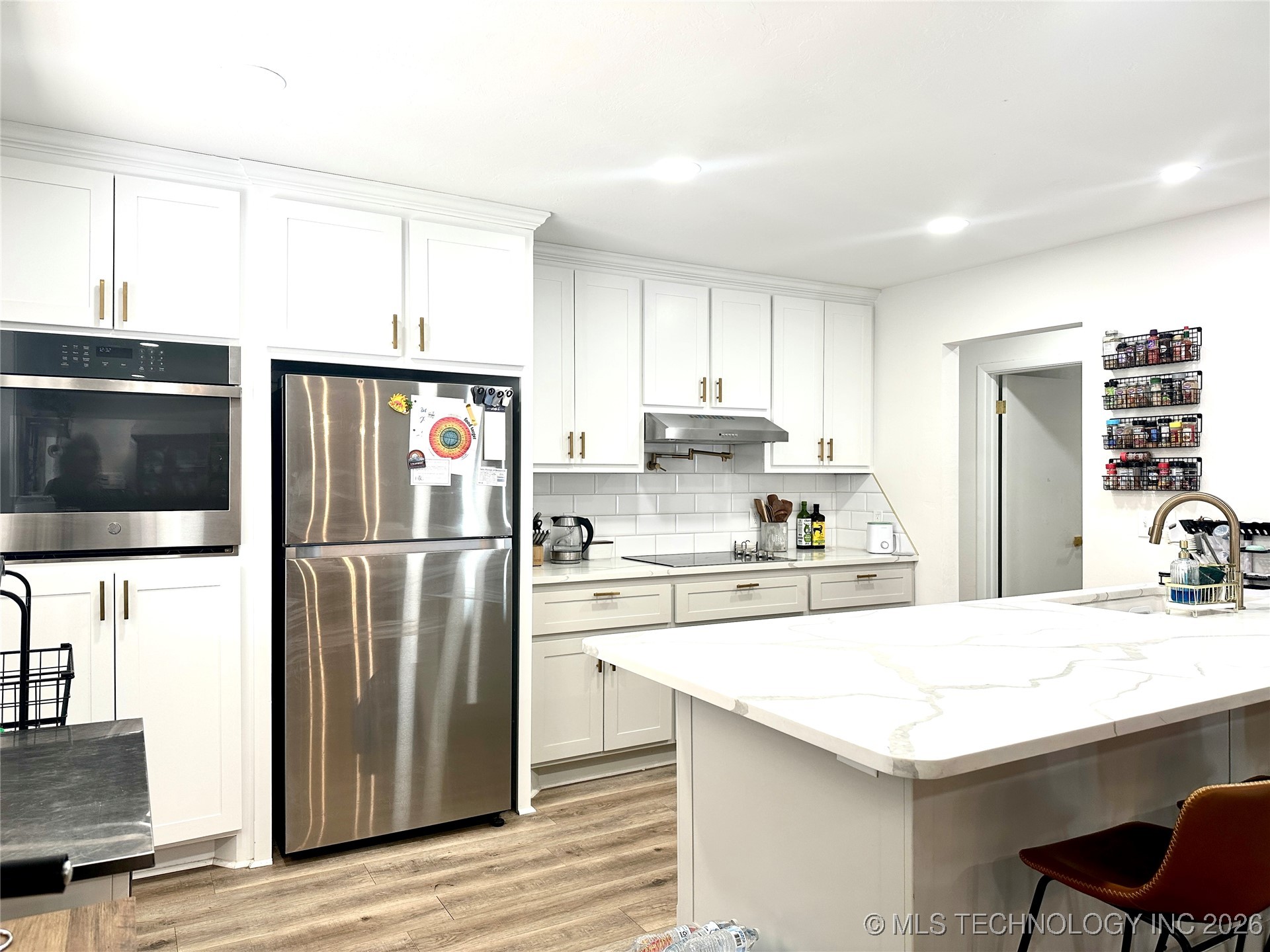 2627 Woodland Property Photo 22