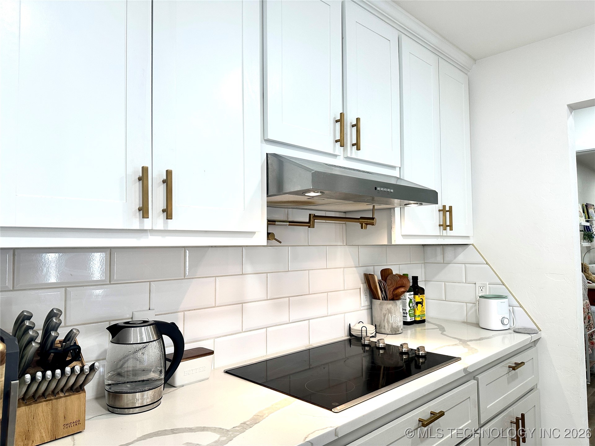 2627 Woodland Property Photo 24