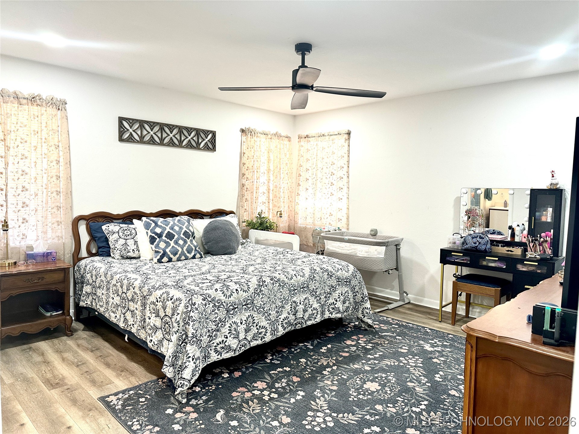 2627 Woodland Property Photo 28