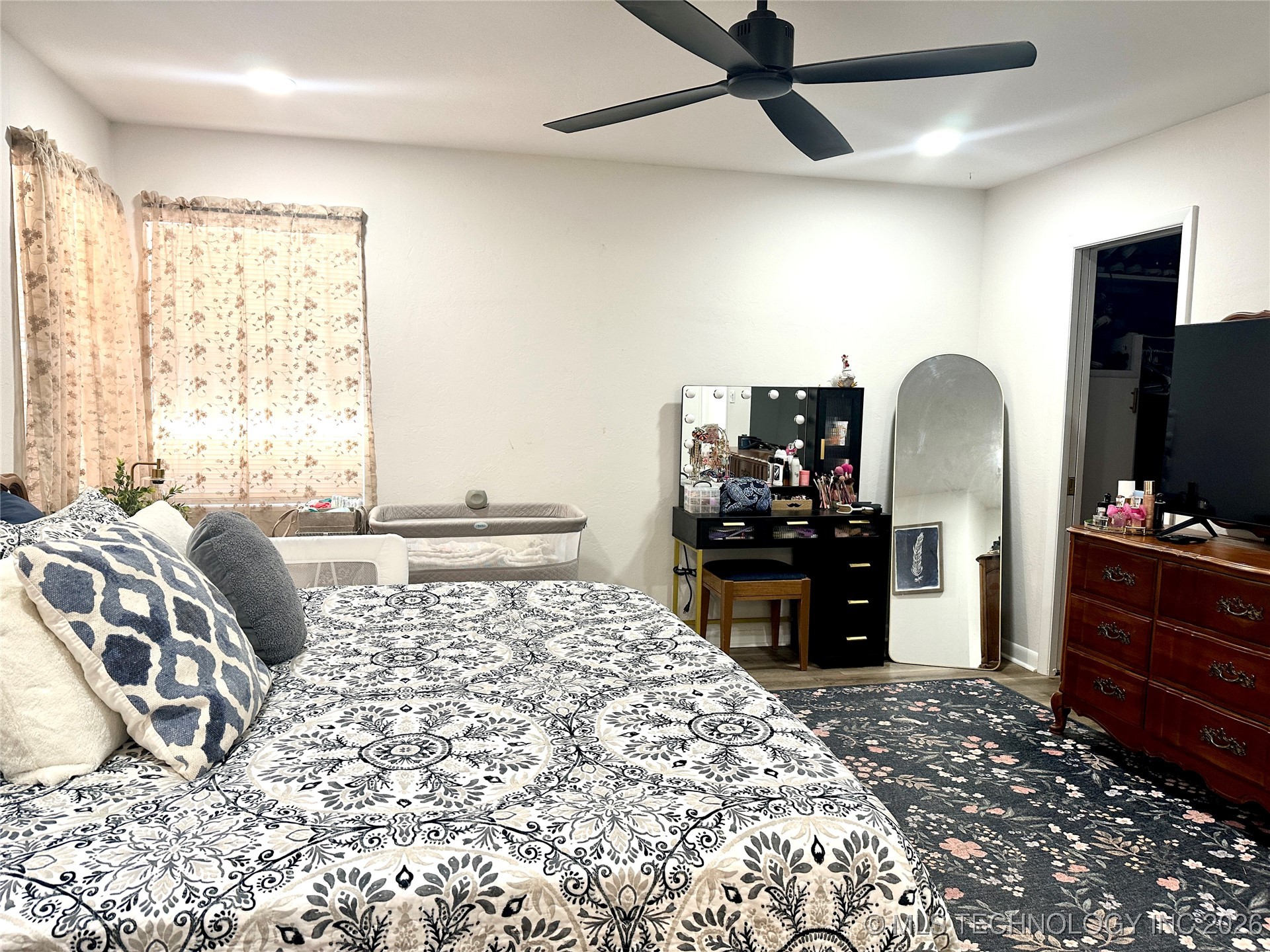 2627 Woodland Property Photo 29