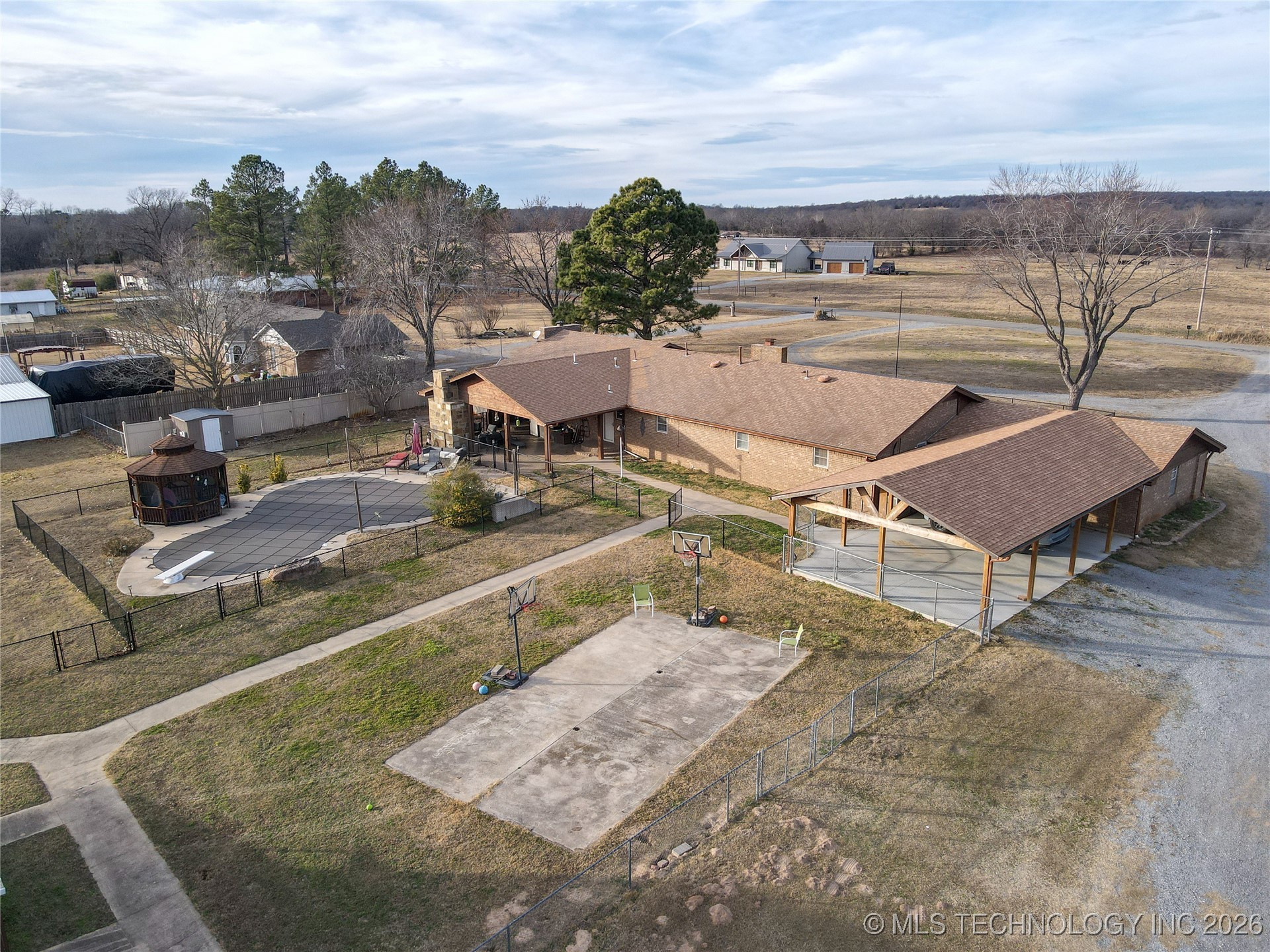 3108 High Hill Road Property Photo 12