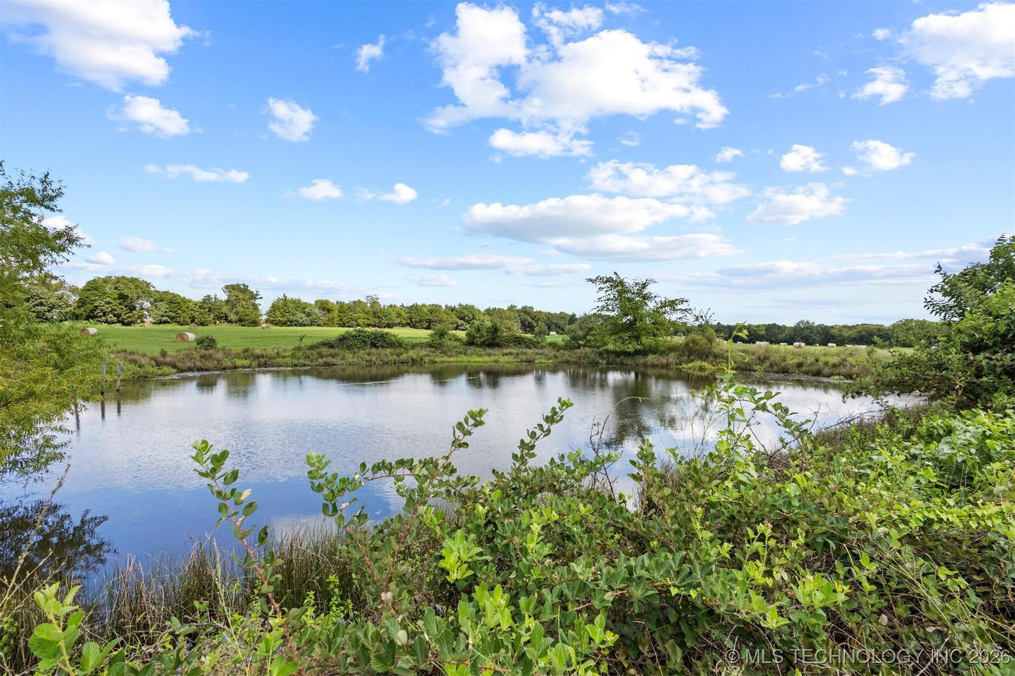 419 Mead Cemetery Property Photo 2
