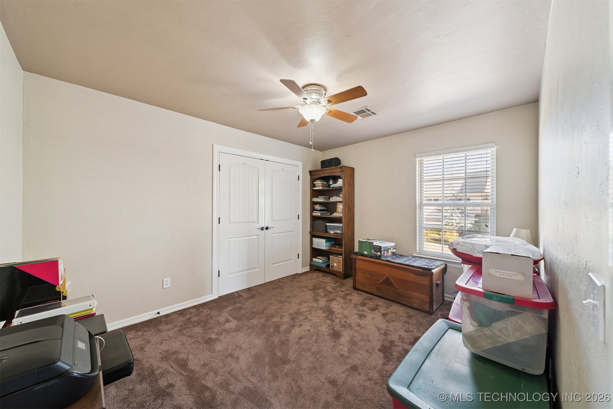 911 E 14th Street Property Photo 21